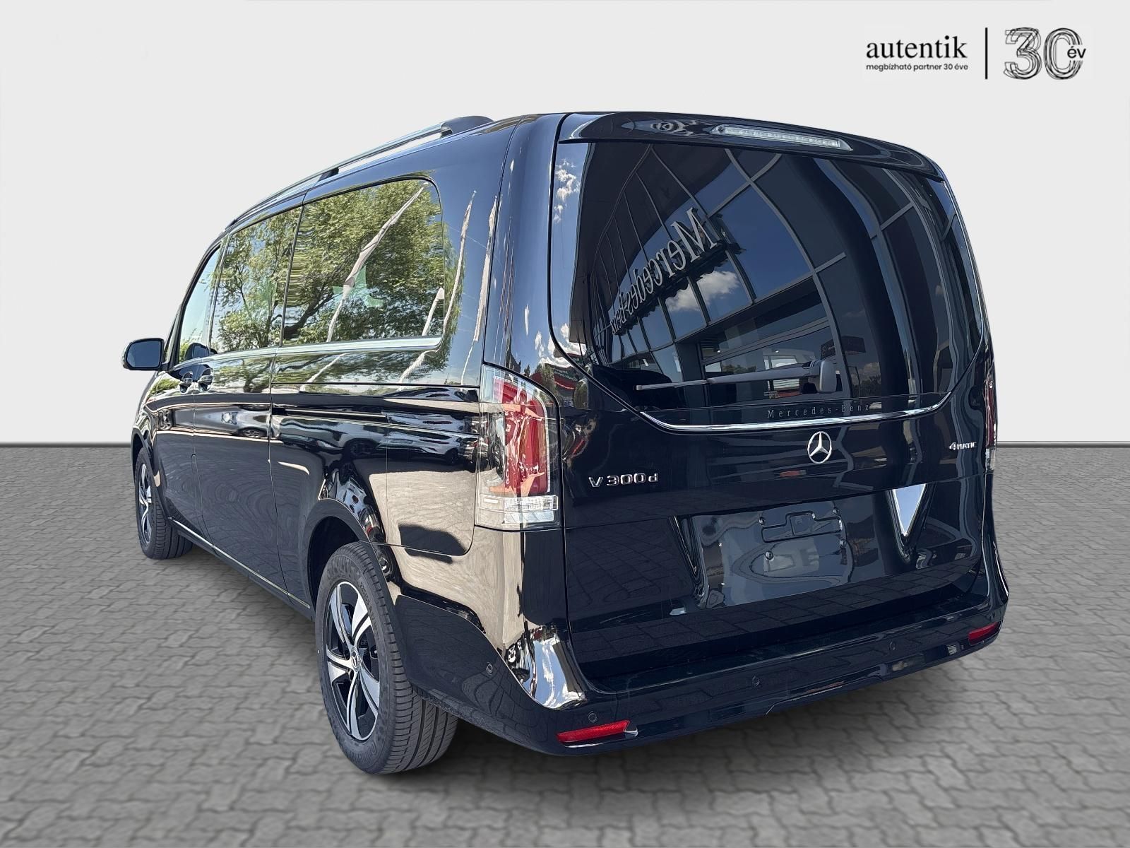 MERCEDES-BENZ V-OSZTÁLY