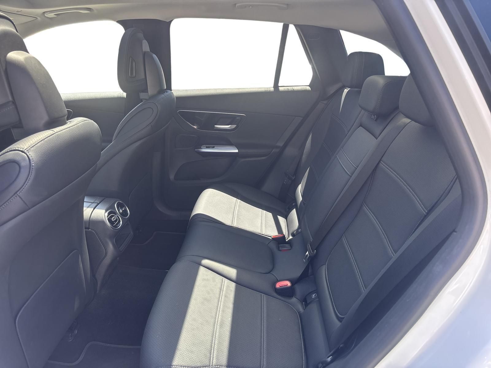 MERCEDES-BENZ GLC 200