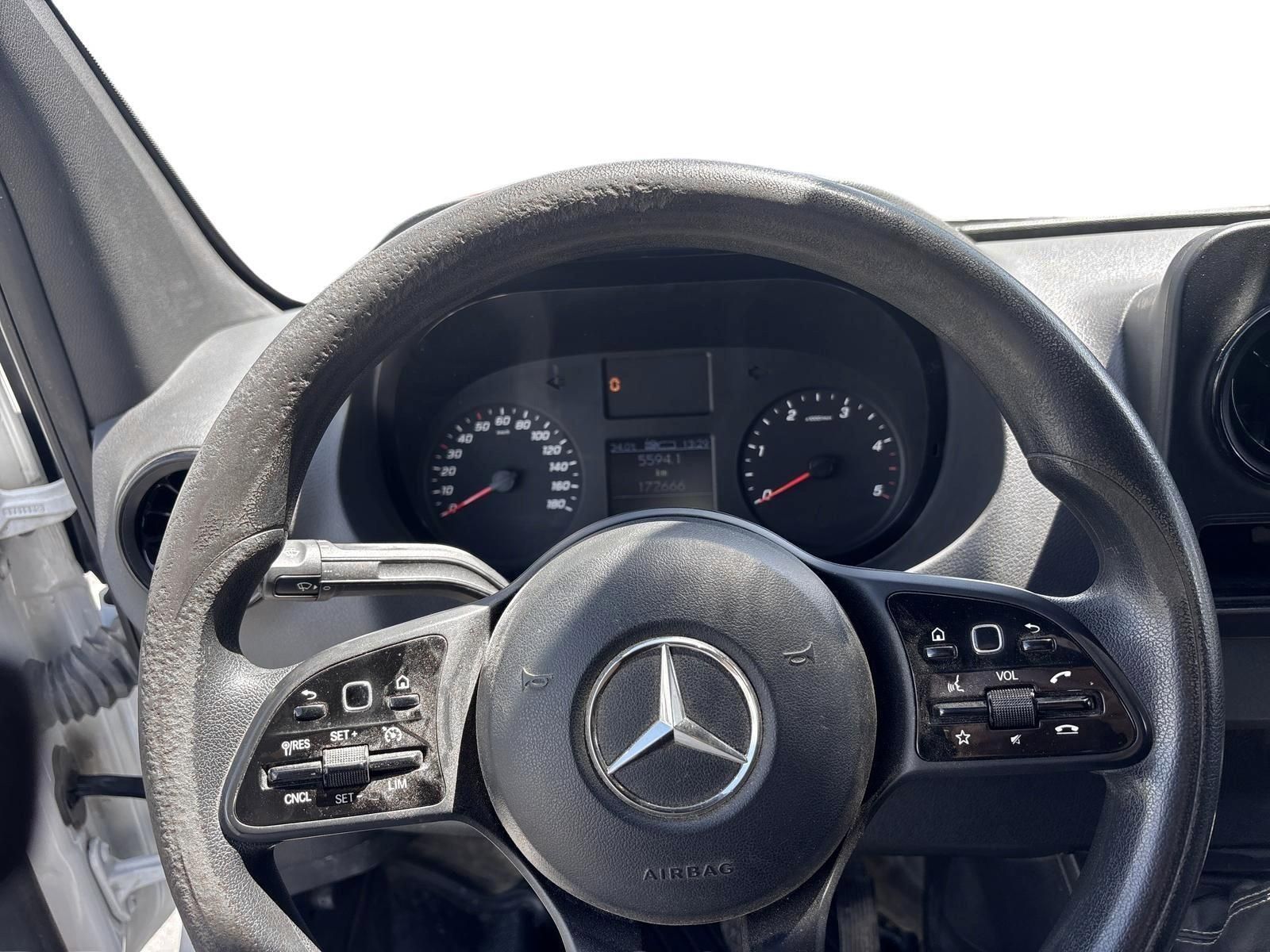 MERCEDES-BENZ SPRINTER