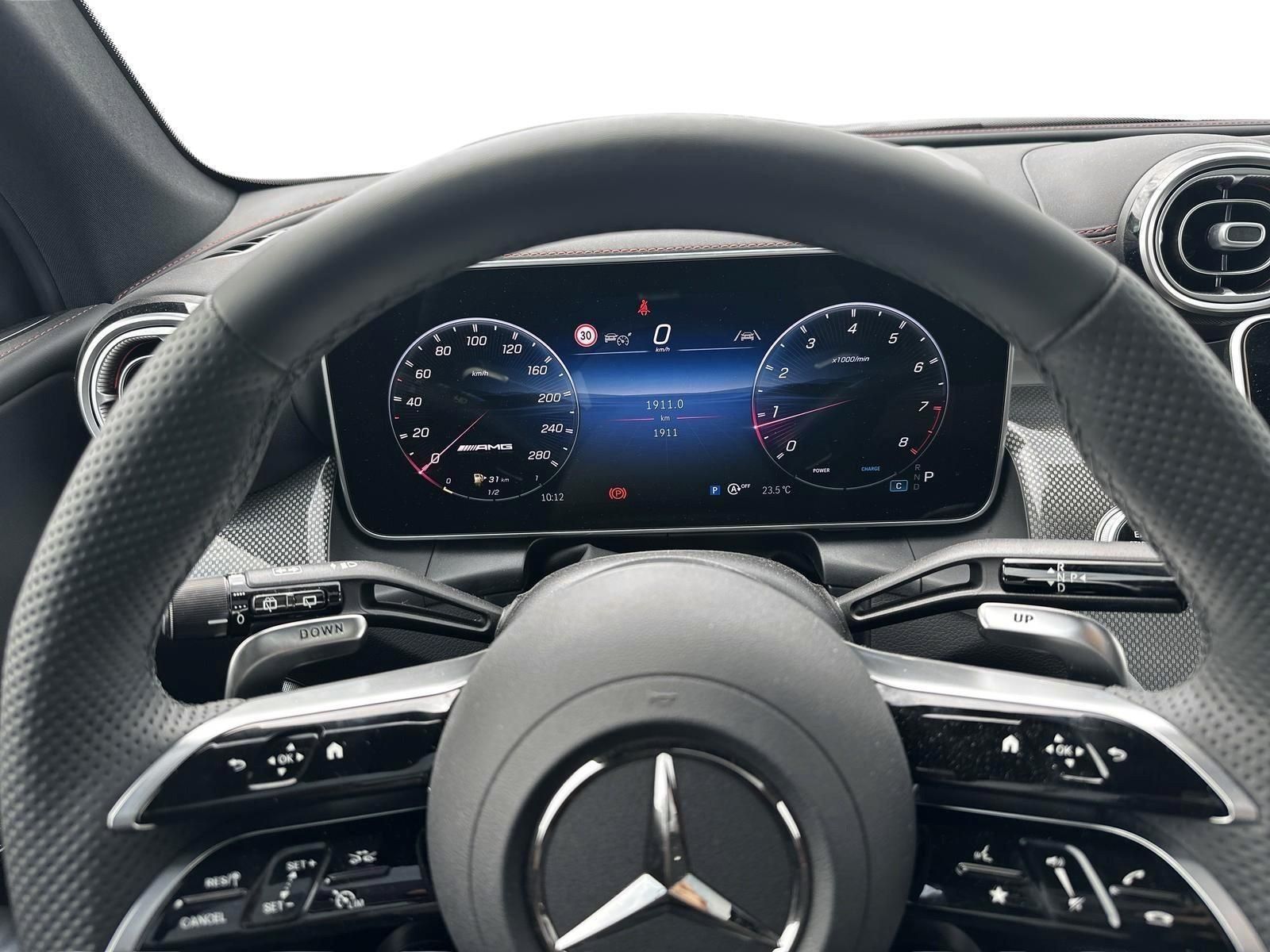 MERCEDES-AMG GLC