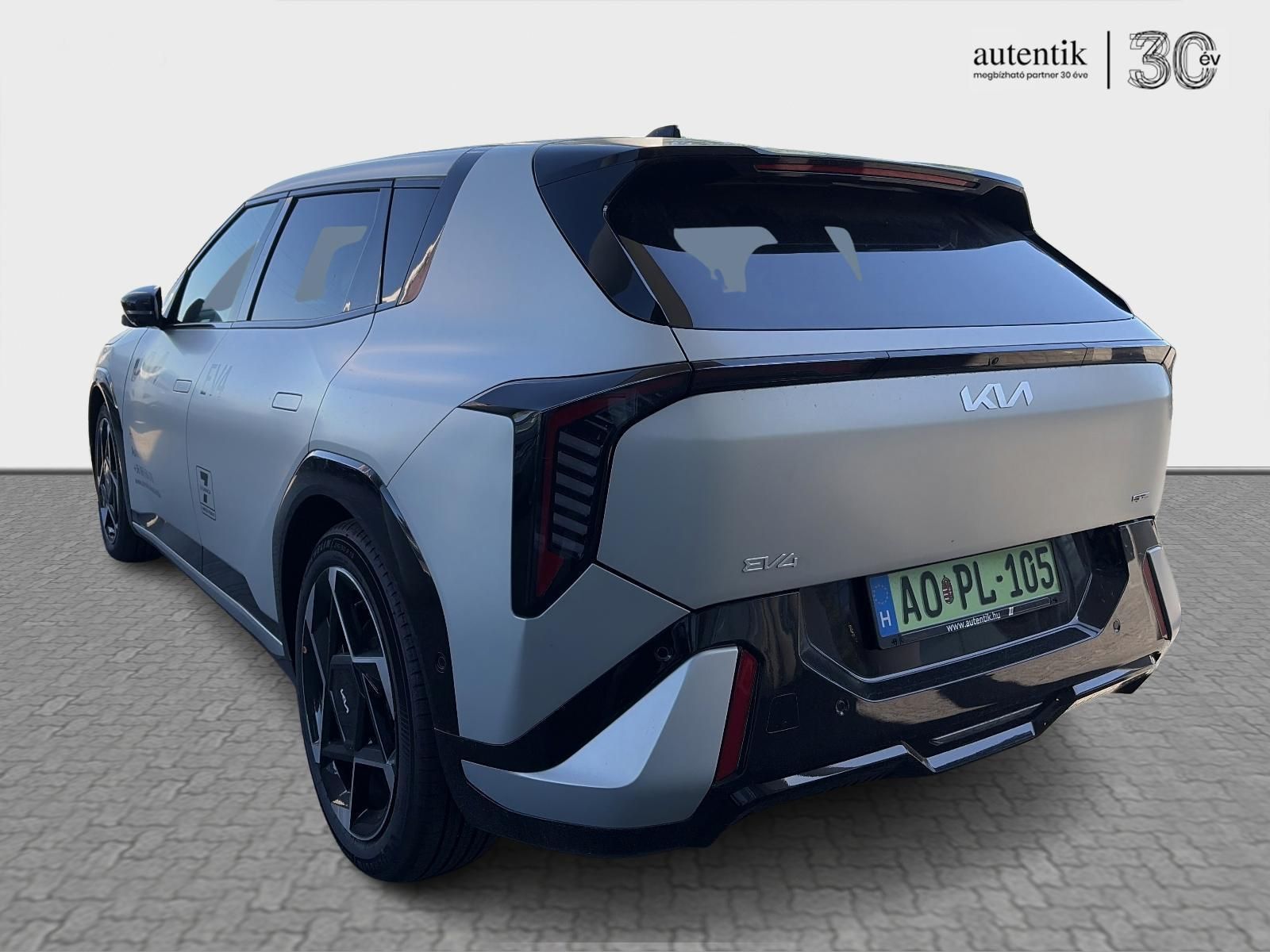 KIA EV4