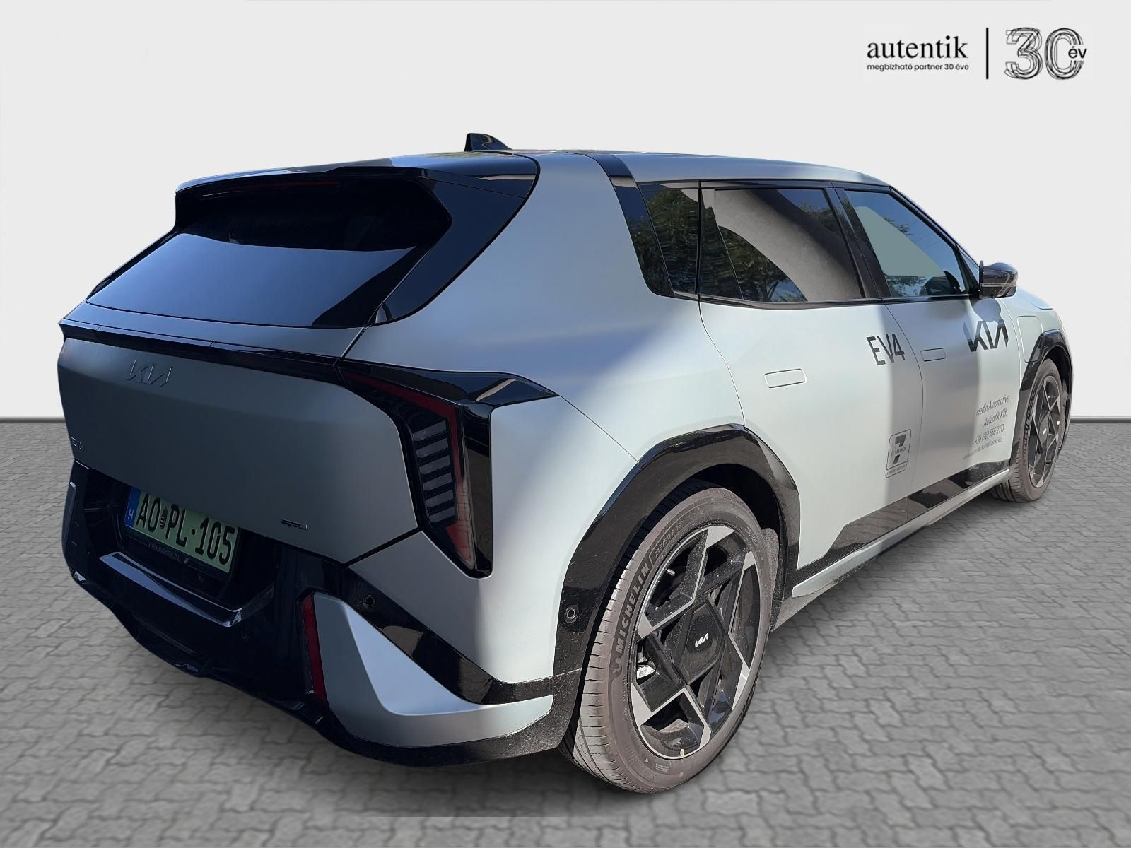 KIA EV4