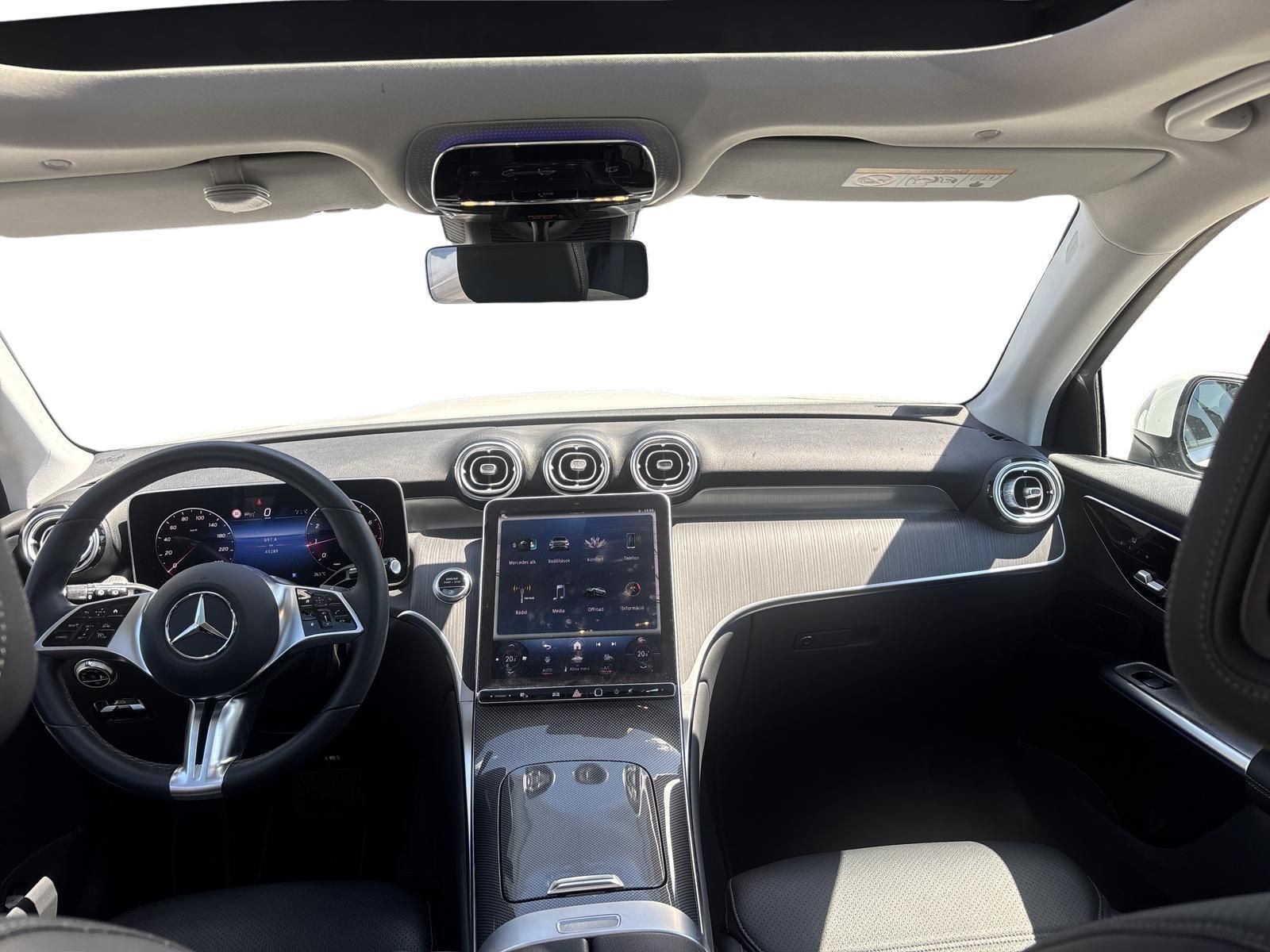 MERCEDES-BENZ GLC 200
