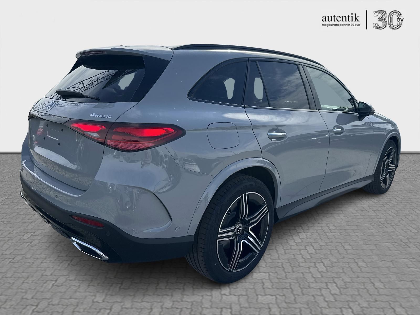 MERCEDES-BENZ GLC 200