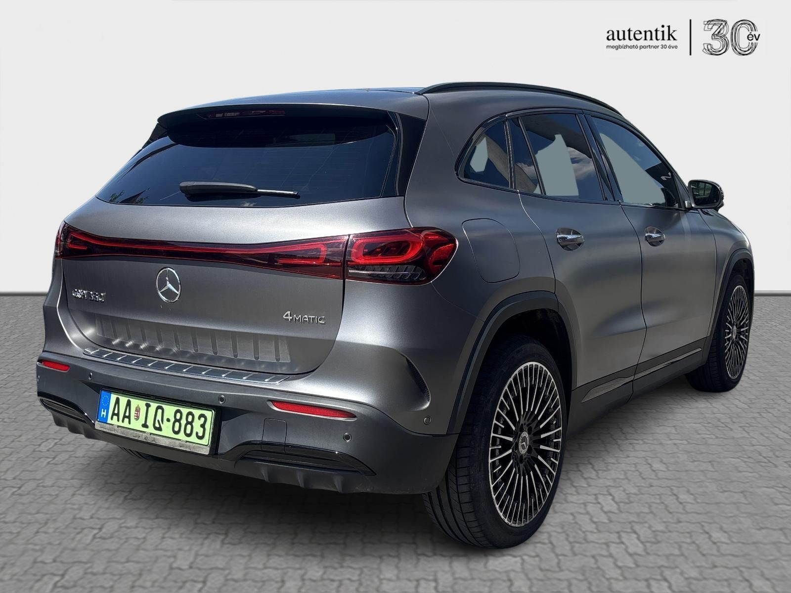 MERCEDES-BENZ EQA