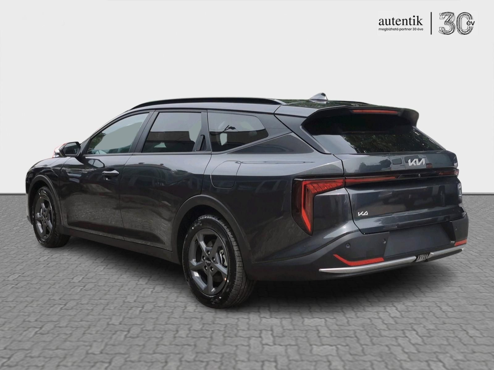 KIA K4