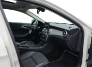 MERCEDES-BENZ GLA 220