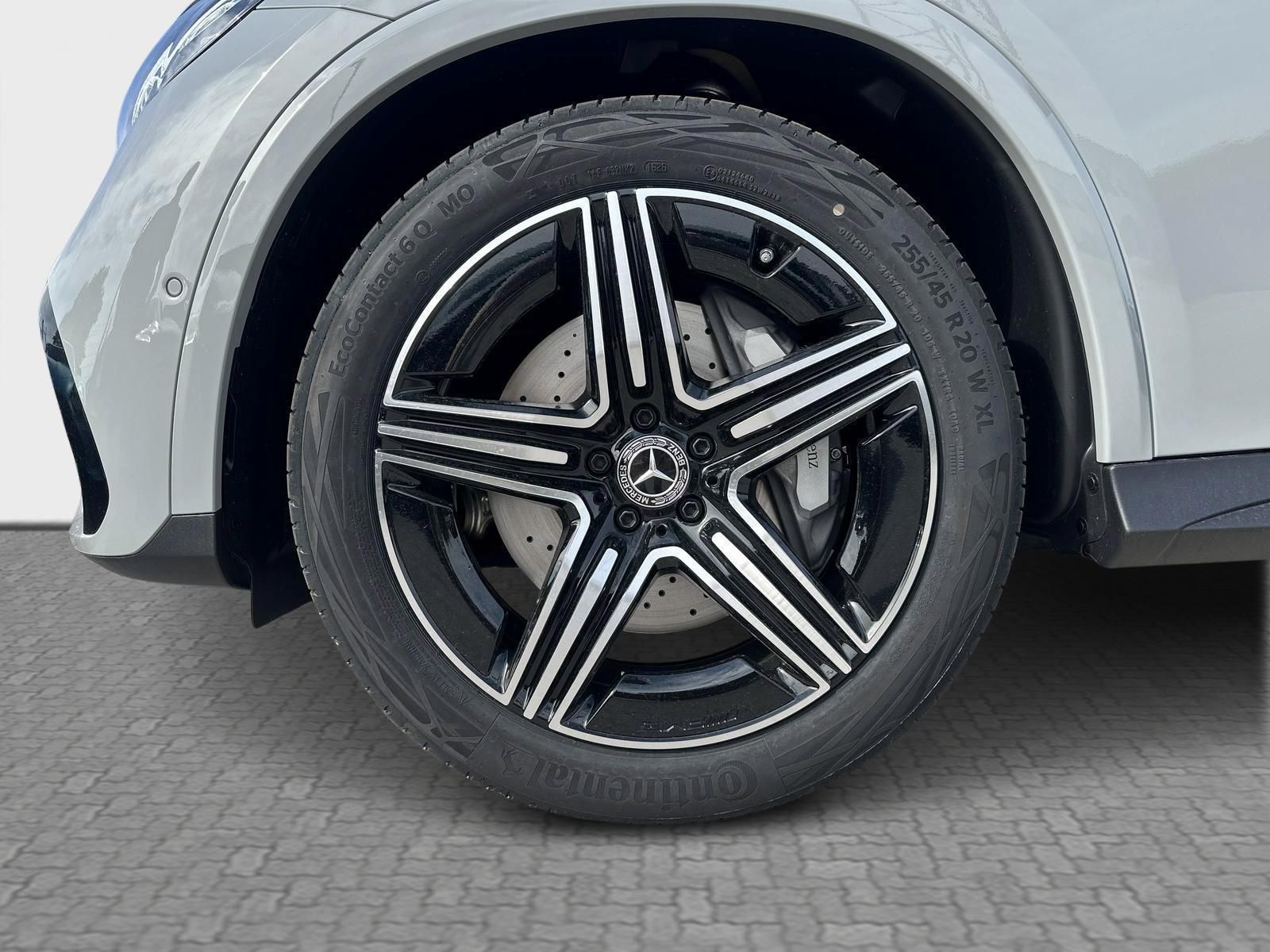MERCEDES-BENZ GLC 200
