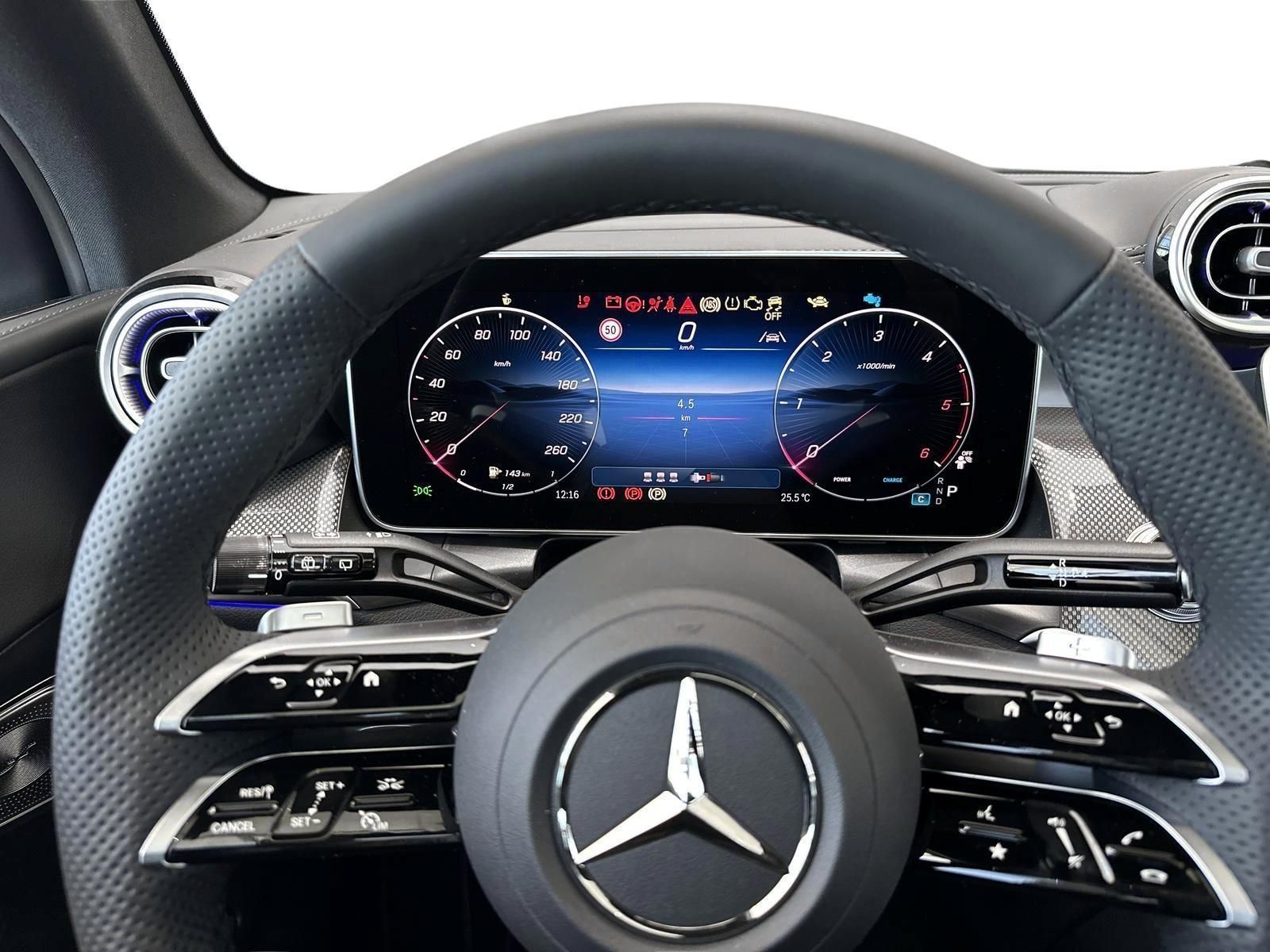 MERCEDES-BENZ GLC 220