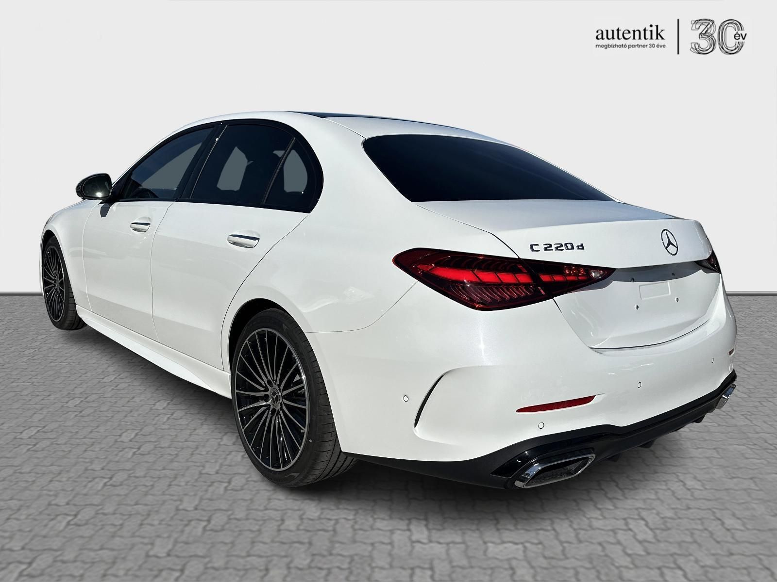 MERCEDES-BENZ C 220
