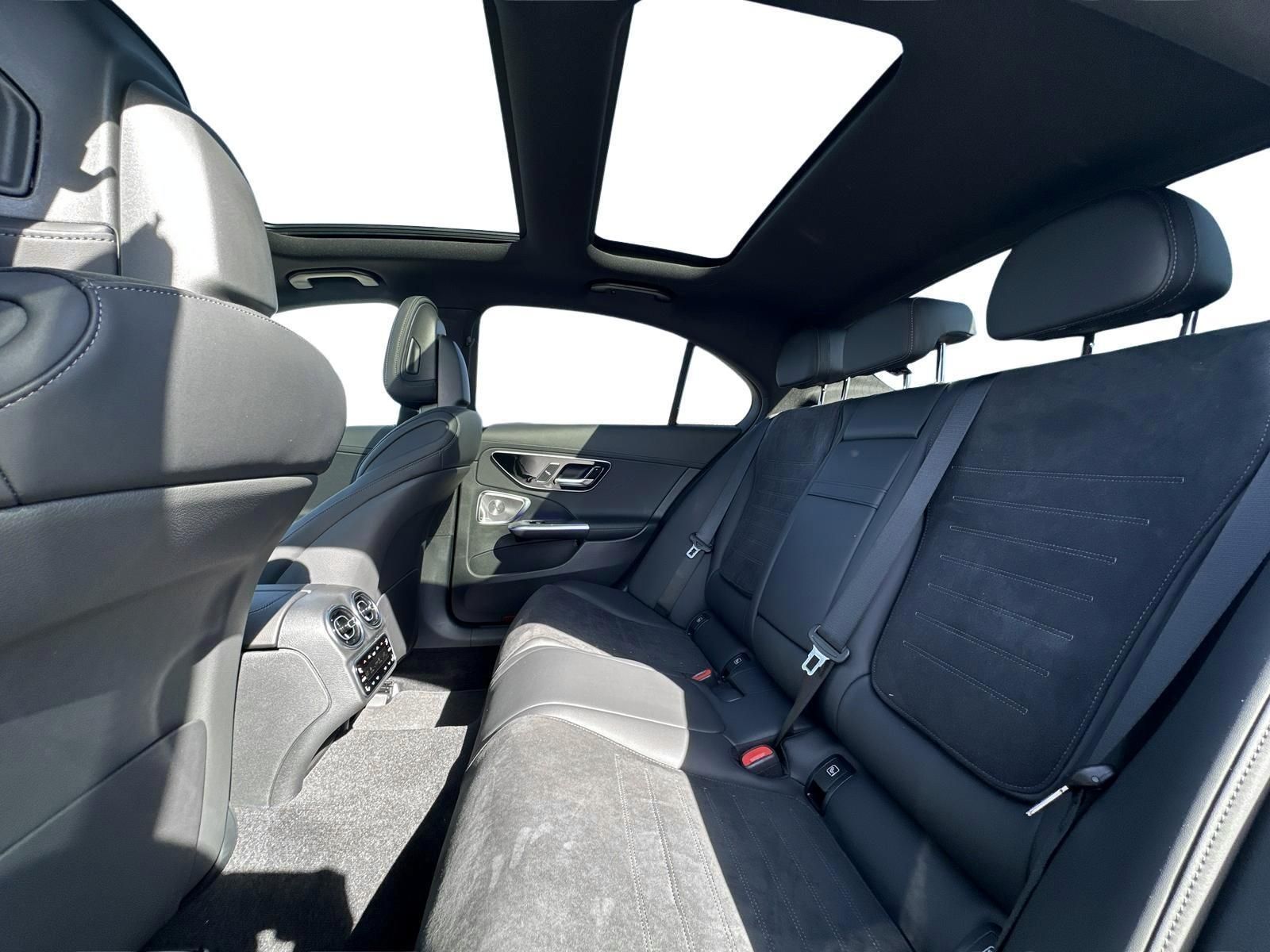 MERCEDES-BENZ C 220