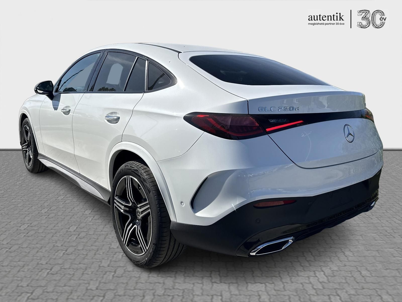 MERCEDES-BENZ GLC 220