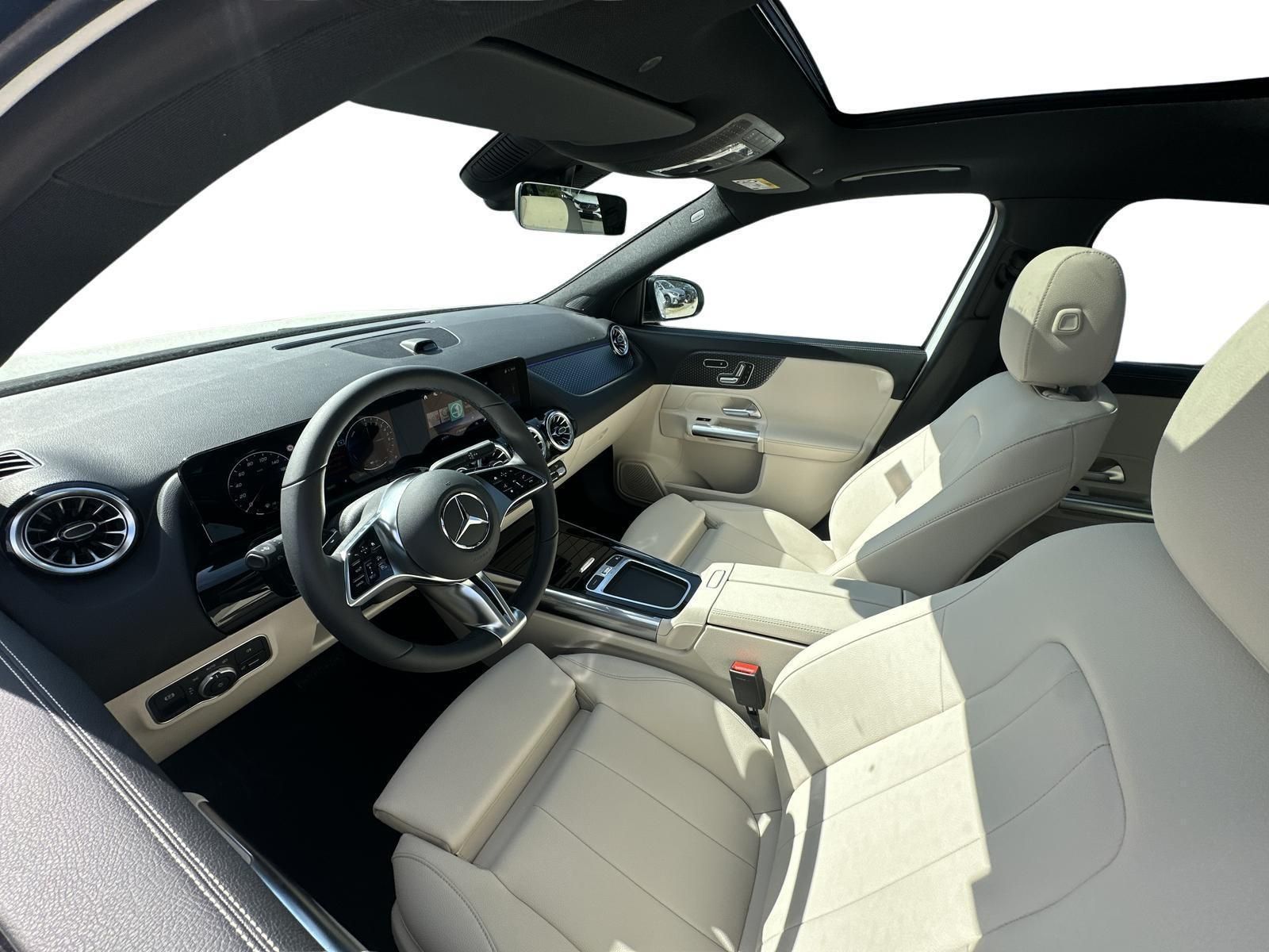 MERCEDES-BENZ GLA 250