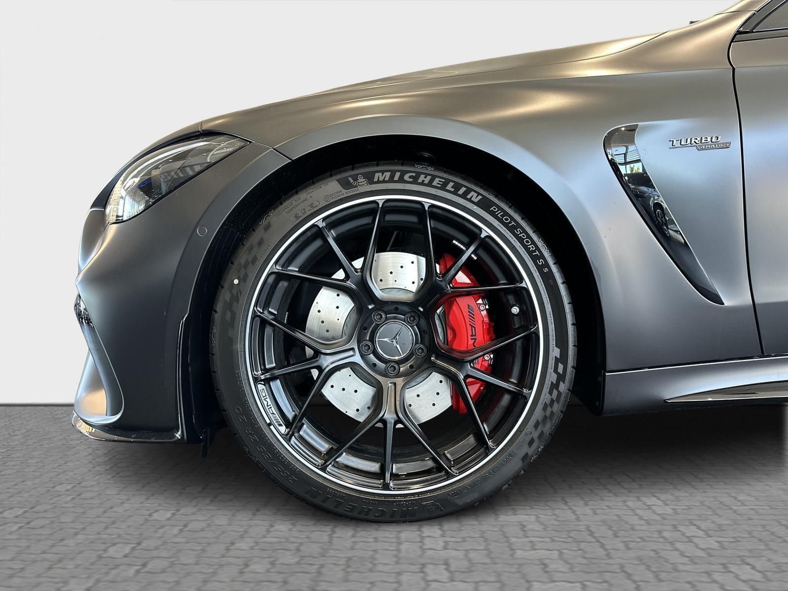 MERCEDES-AMG CLE 53 4MATIC