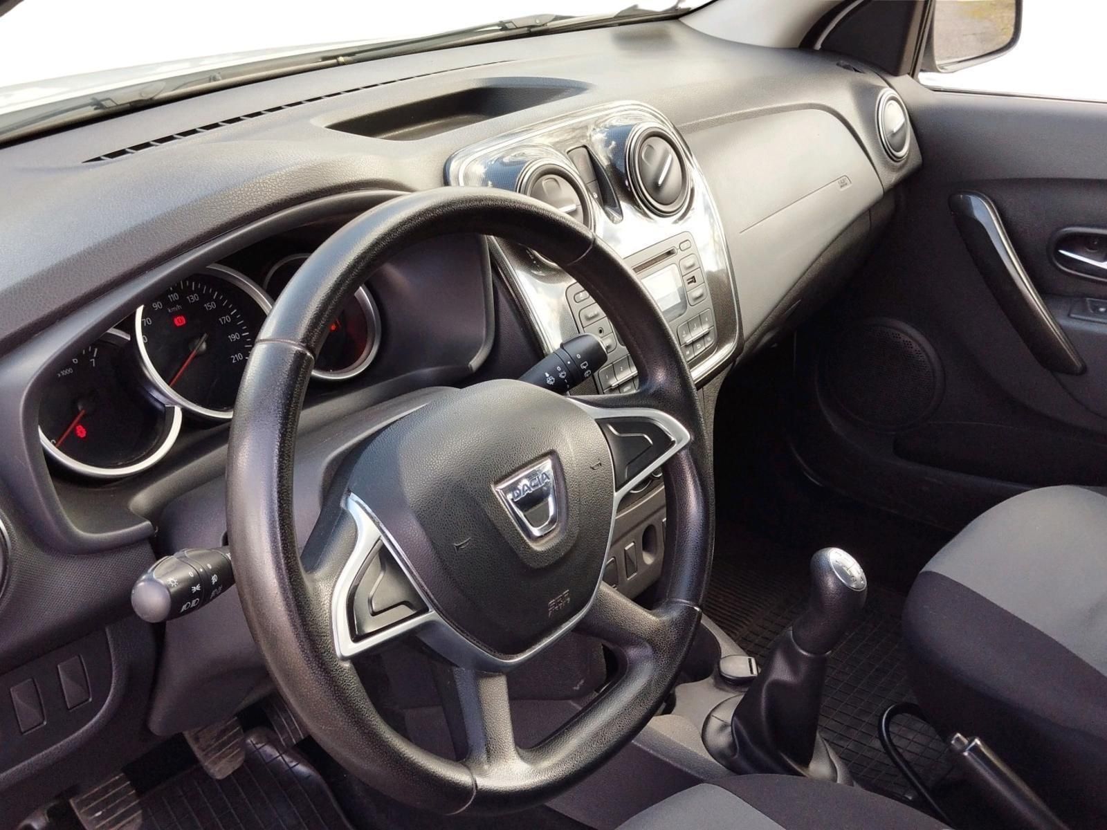 DACIA LOGAN
