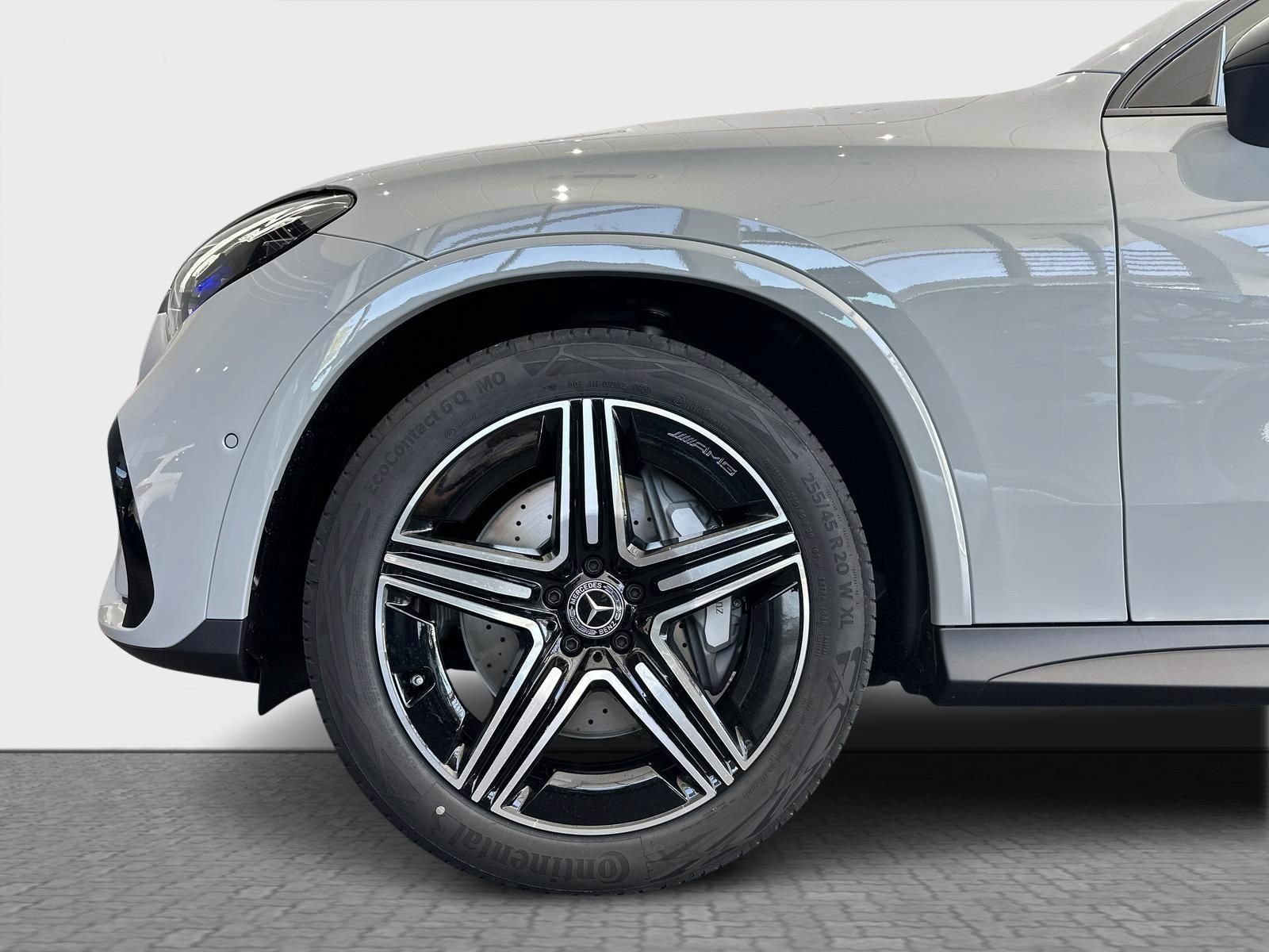 MERCEDES-BENZ GLC 220