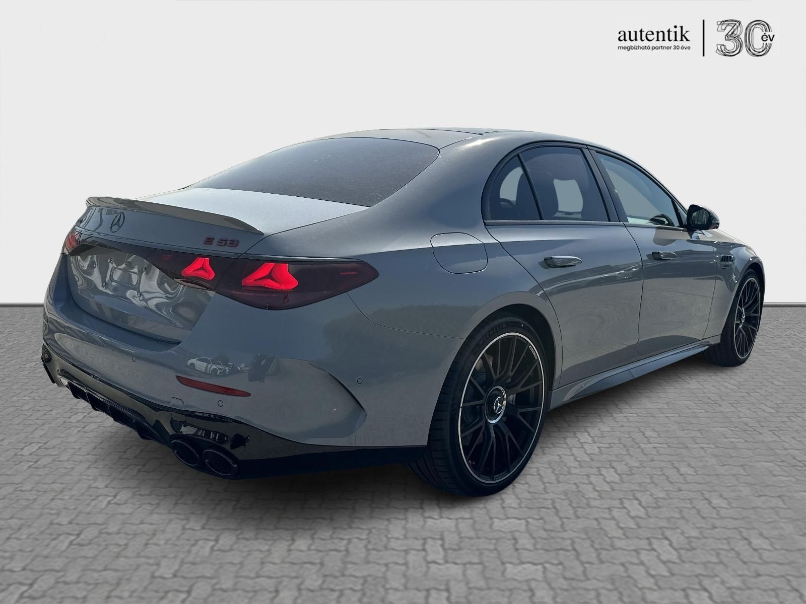 MERCEDES-AMG E 53