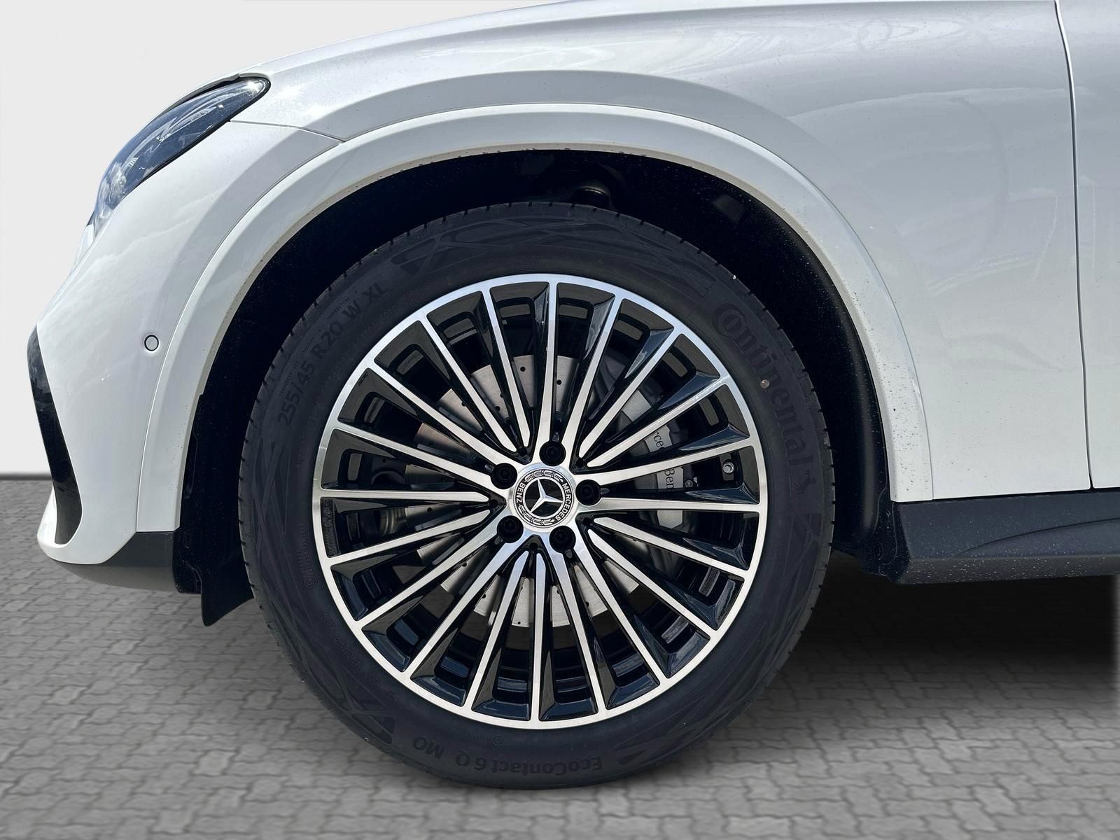 MERCEDES-BENZ GLC 200