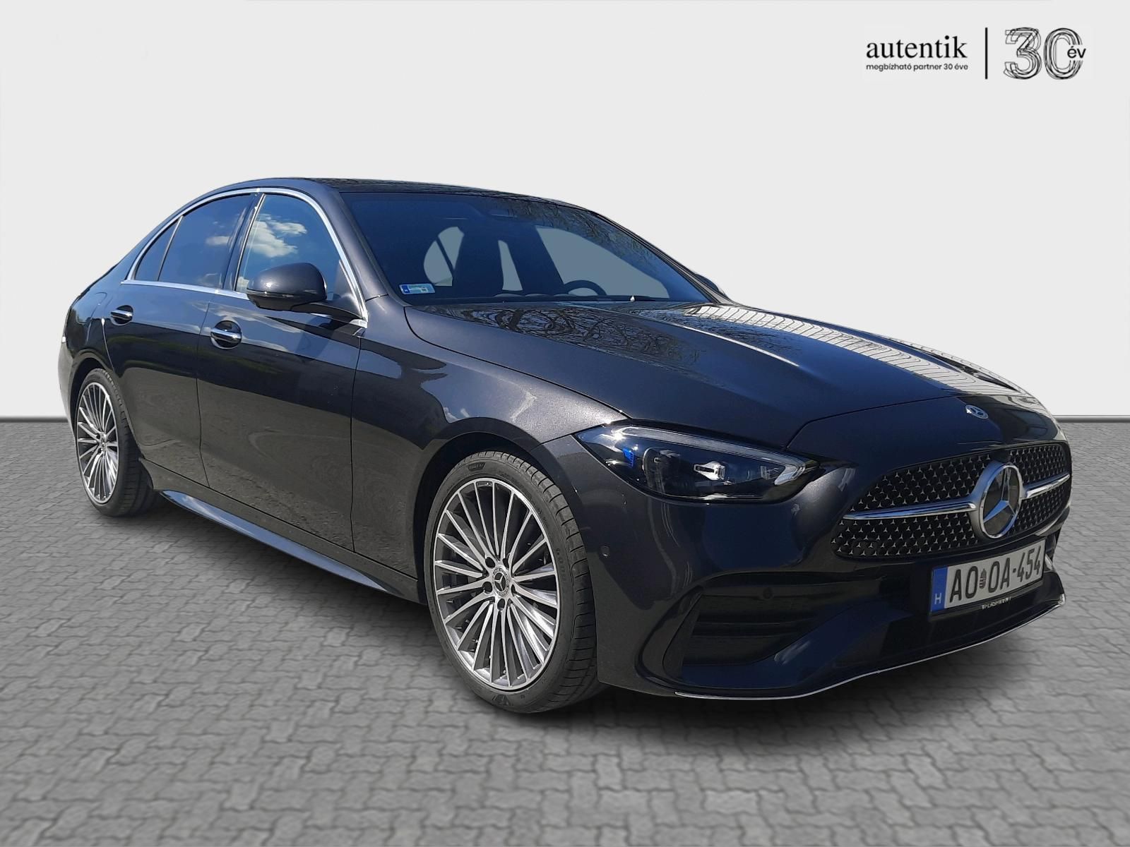 MERCEDES-BENZ C 220