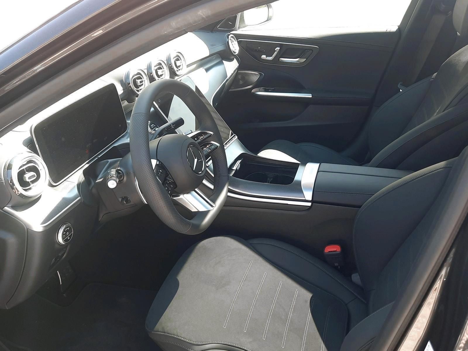 MERCEDES-BENZ C 220