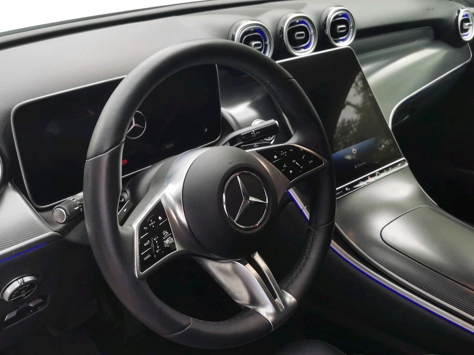 MERCEDES-BENZ GLC 200