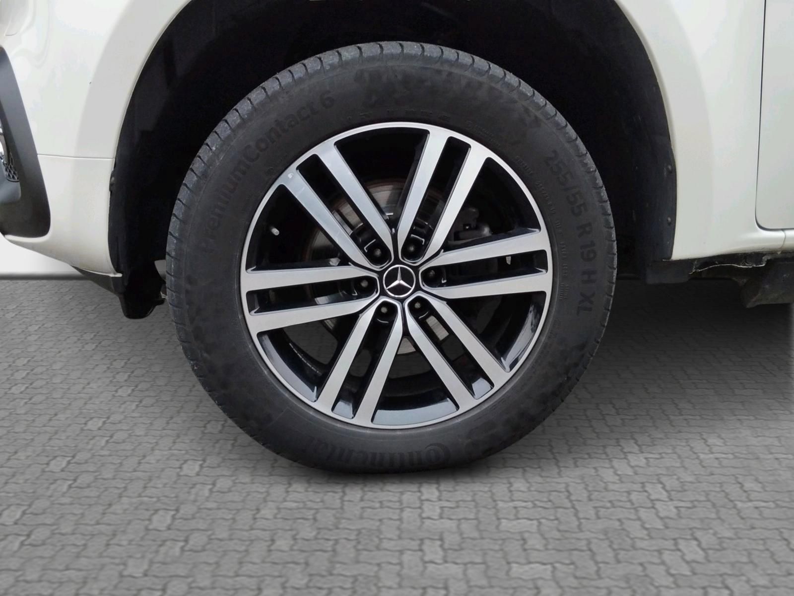 MERCEDES-BENZ X-OSZTÁLY