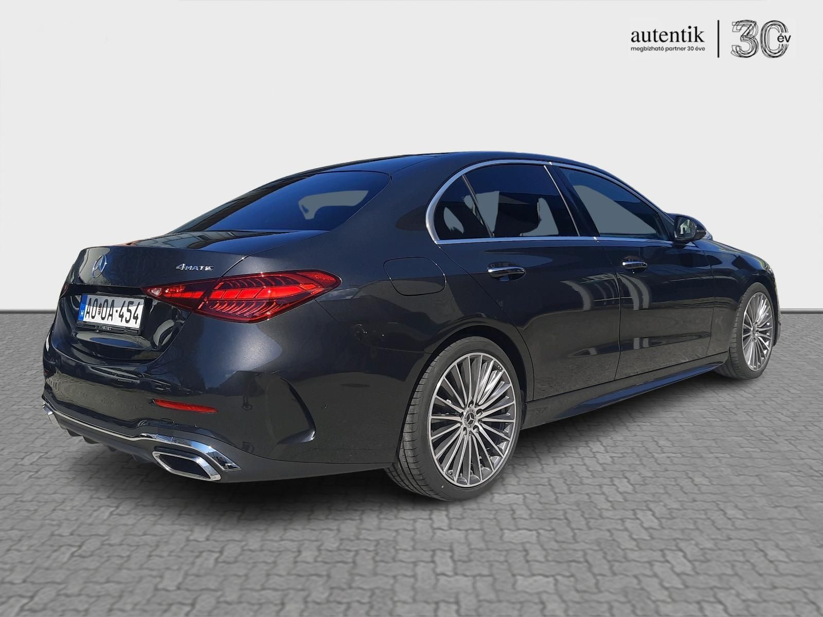 MERCEDES-BENZ C 220