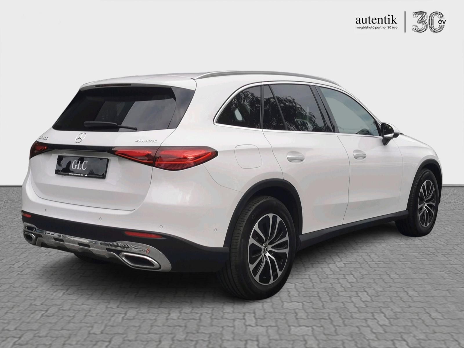 MERCEDES-BENZ GLC 200