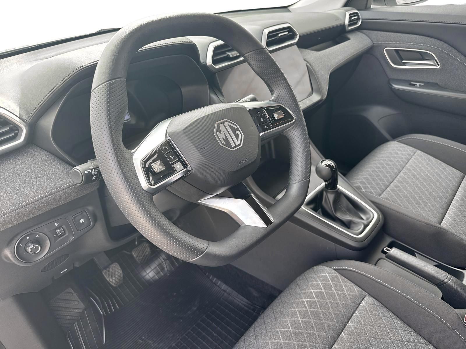 MG ZS