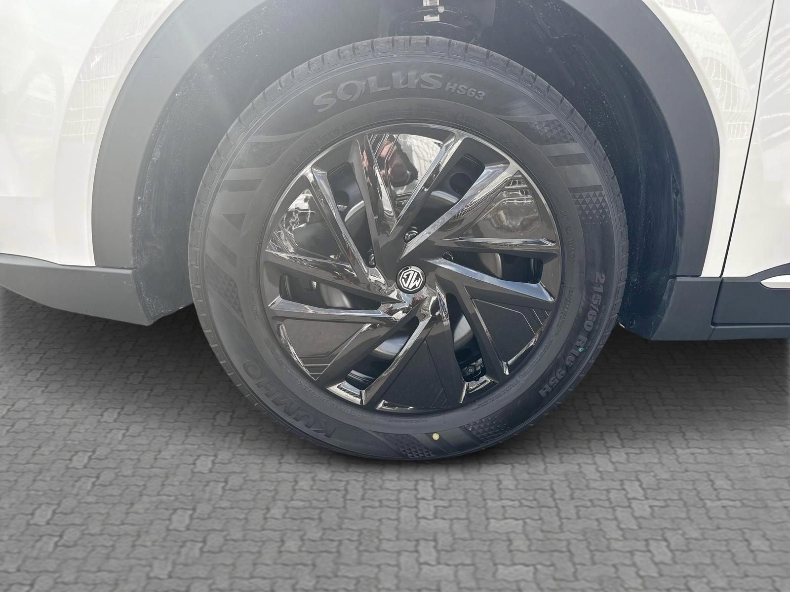 MG ZS
