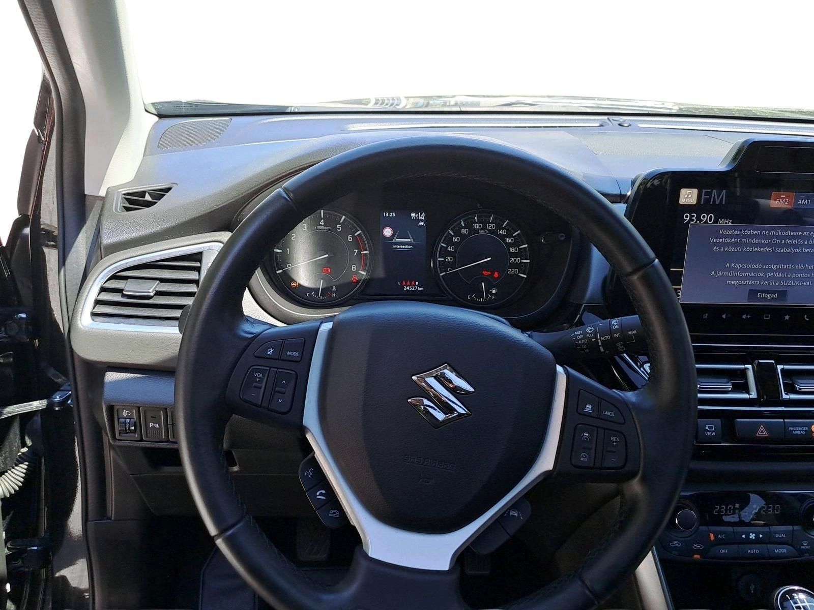 SUZUKI SX4 S-CROSS