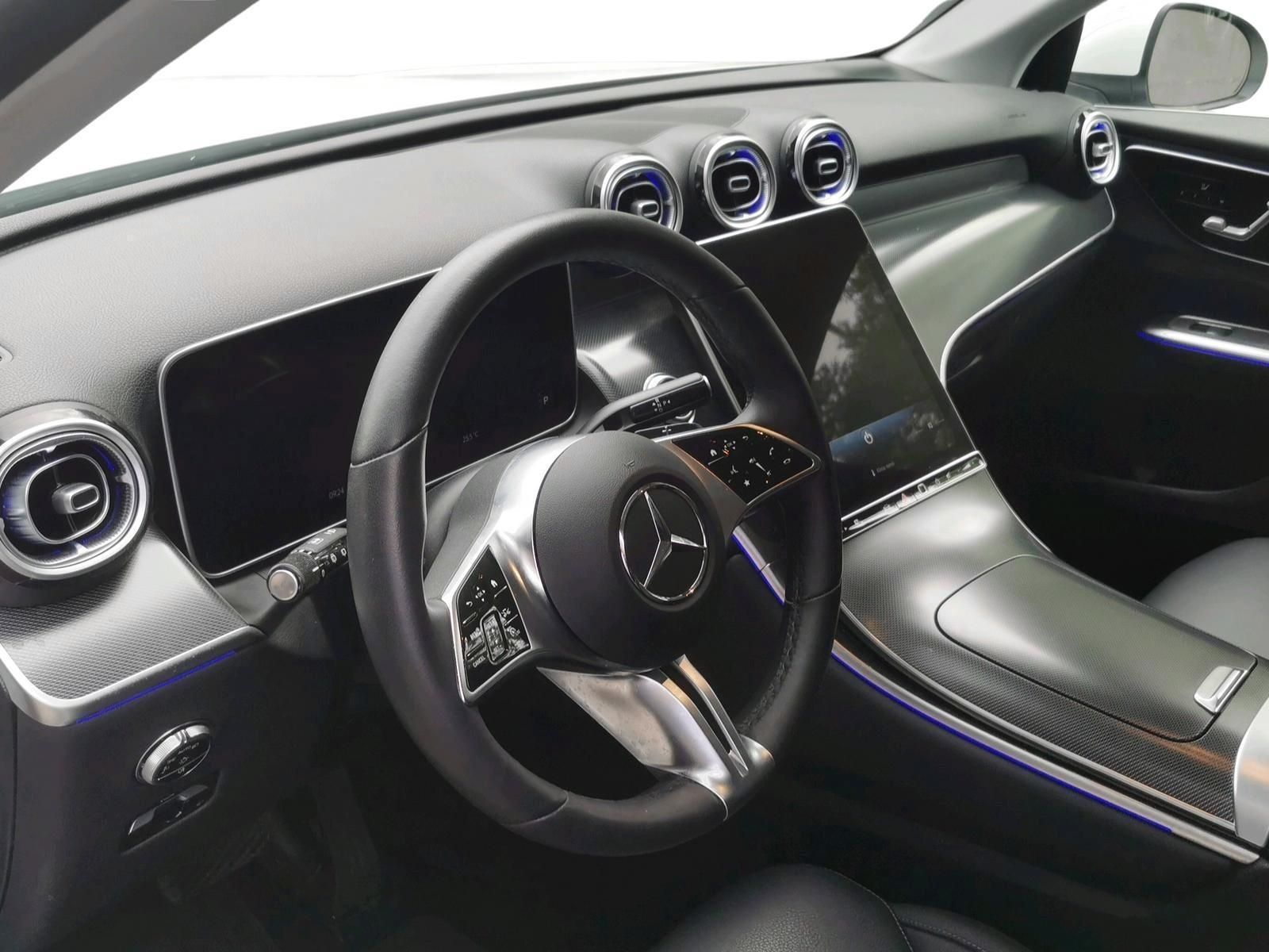 MERCEDES-BENZ GLC 200
