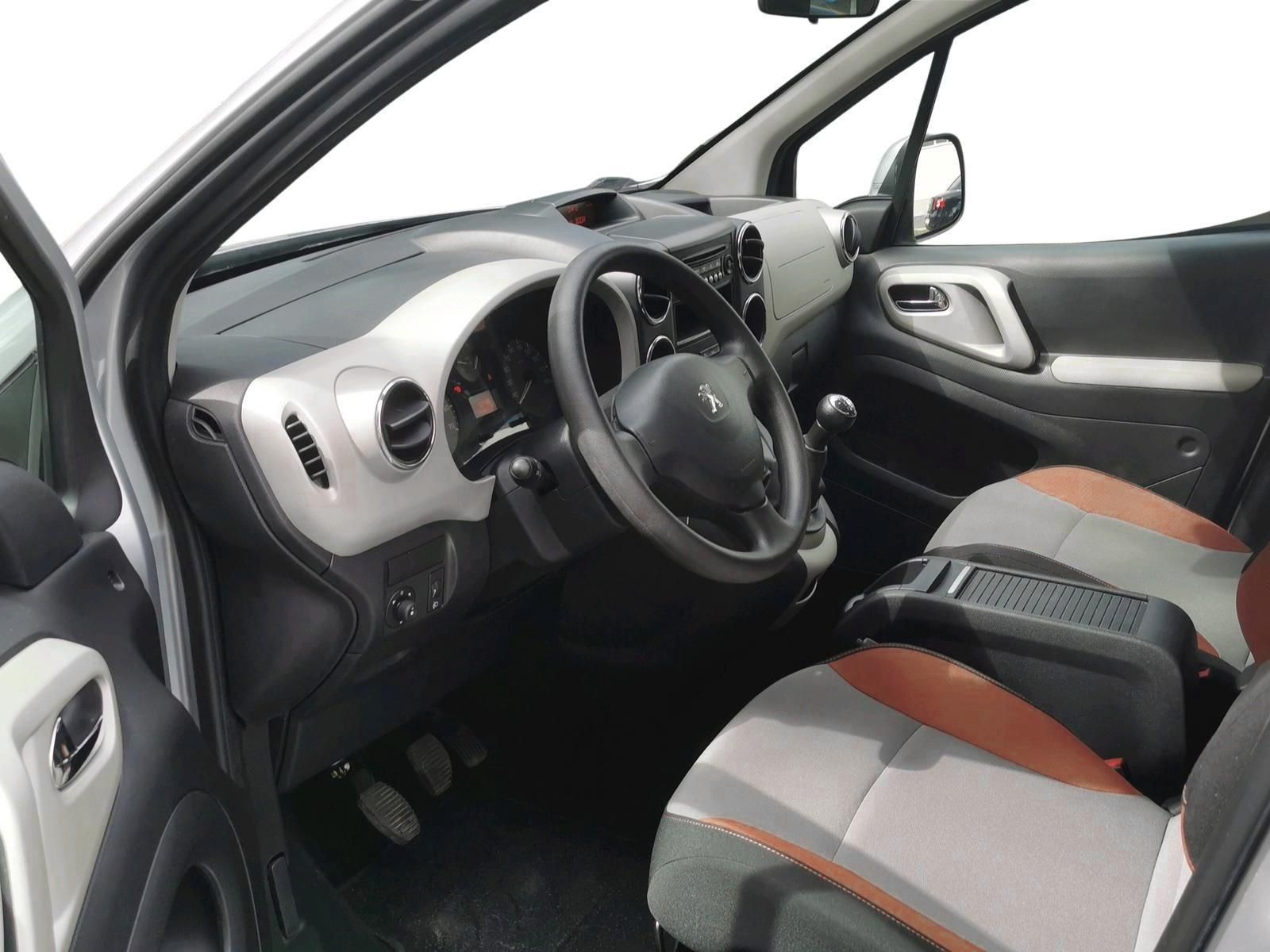 PEUGEOT PARTNER