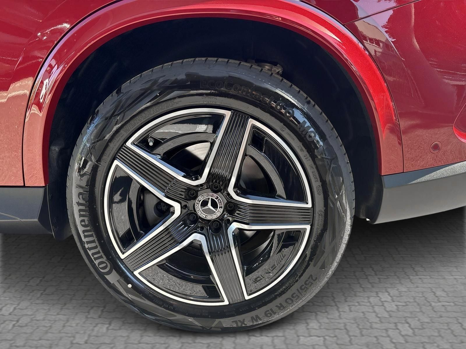 MERCEDES-BENZ GLC 200