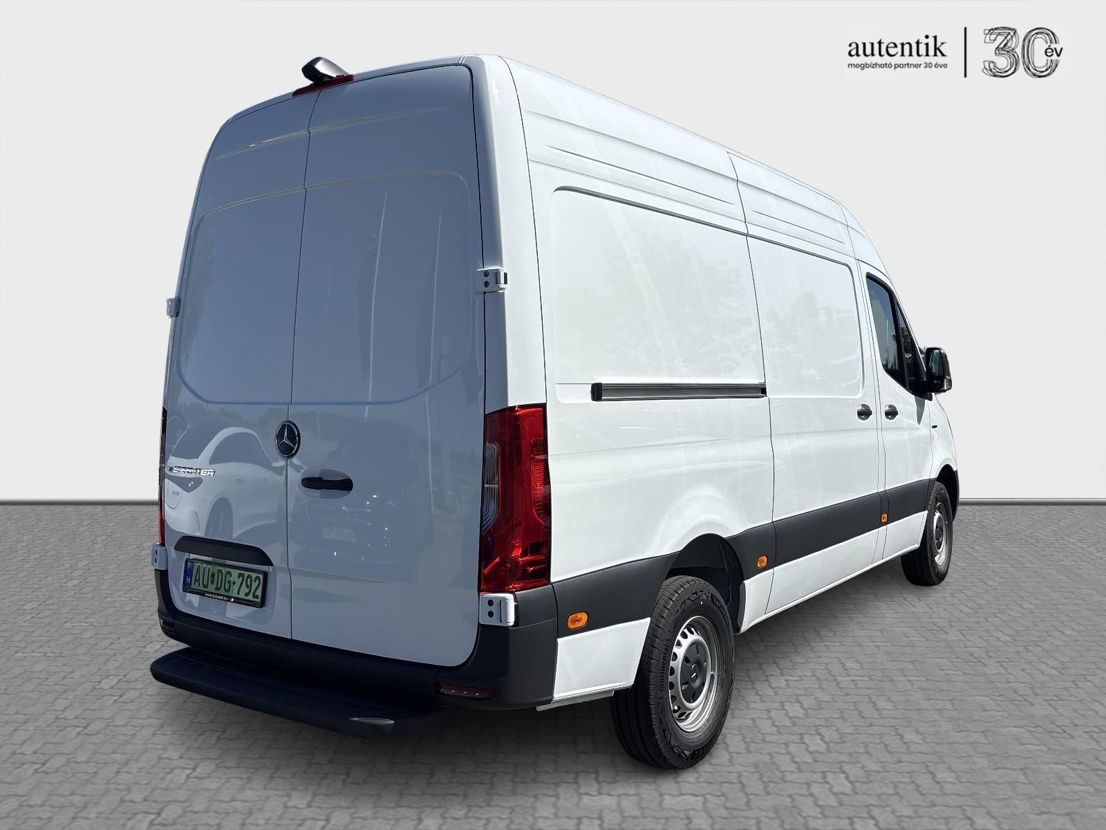 MERCEDES-BENZ SPRINTER