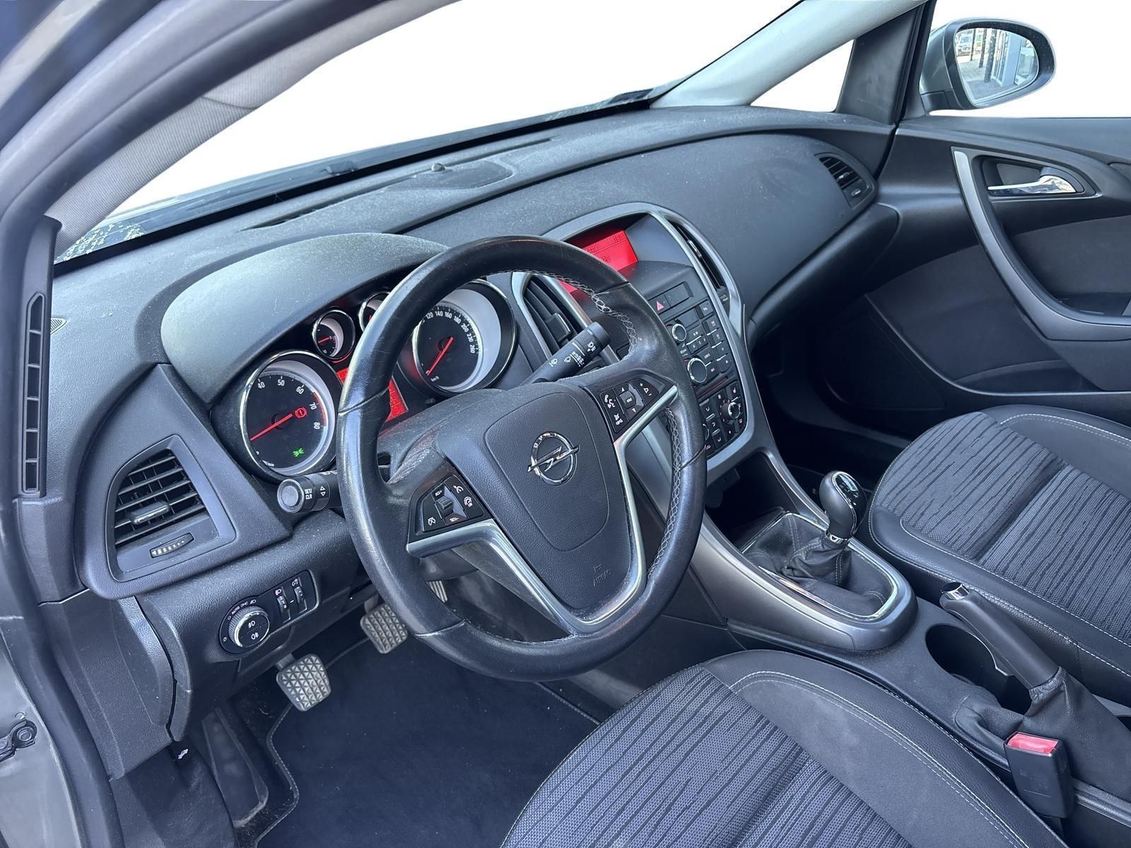 OPEL ASTRA J