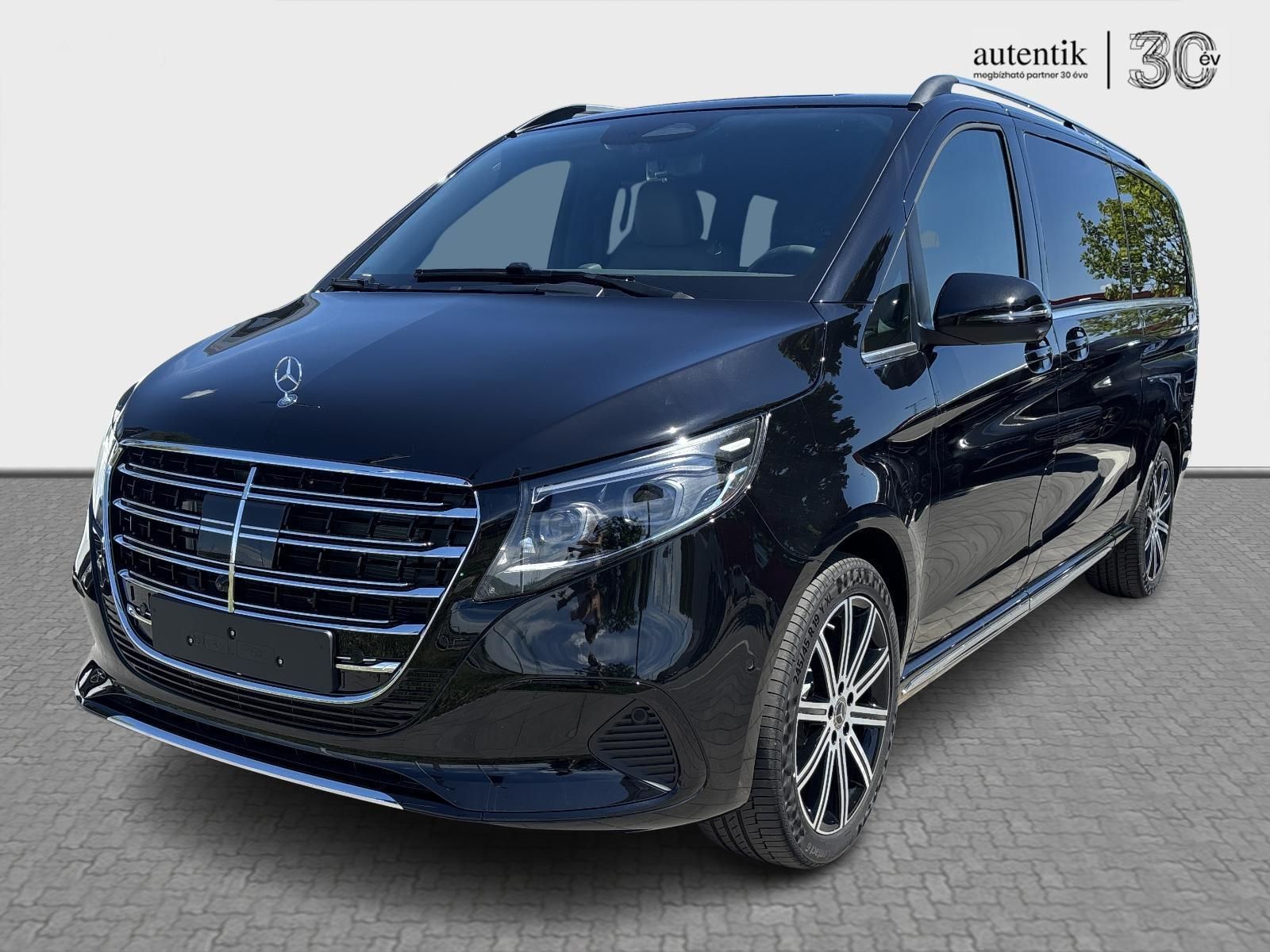 MERCEDES-BENZ V-OSZTÁLY