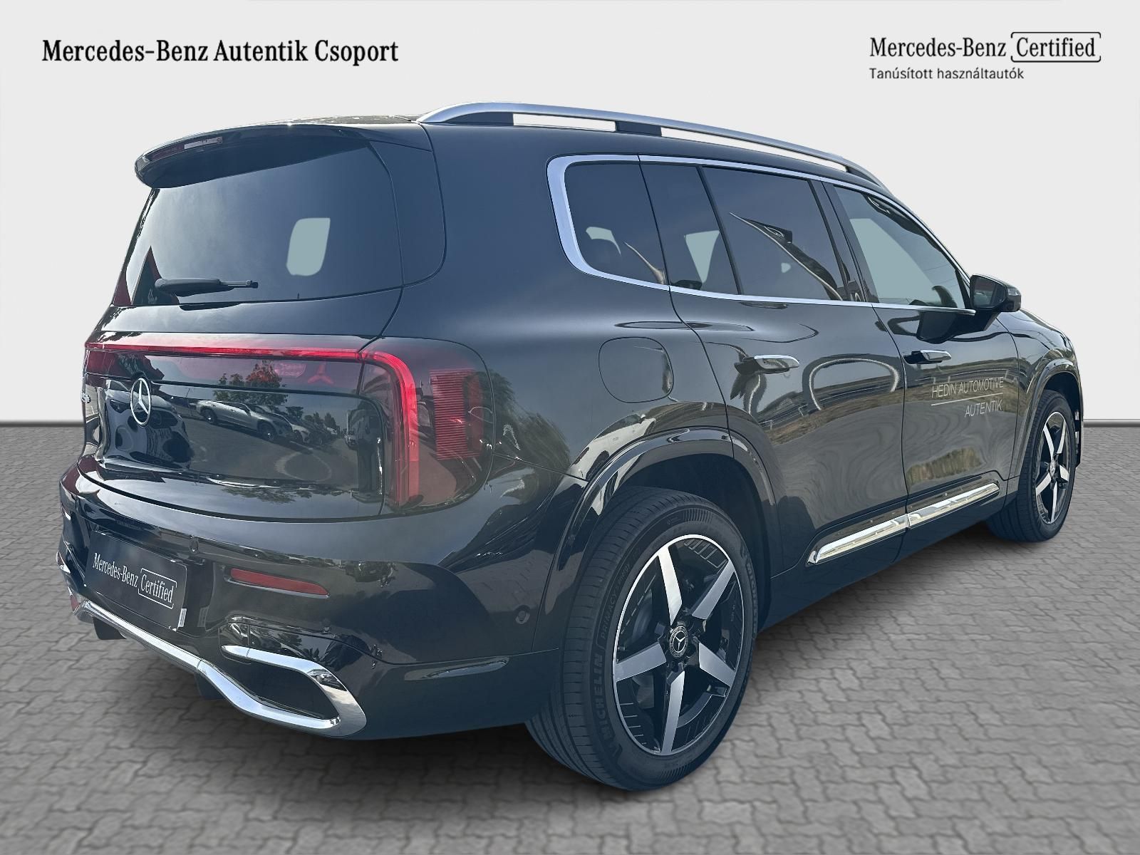 MERCEDES-BENZ GLB 250