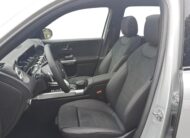MERCEDES-BENZ GLB 220