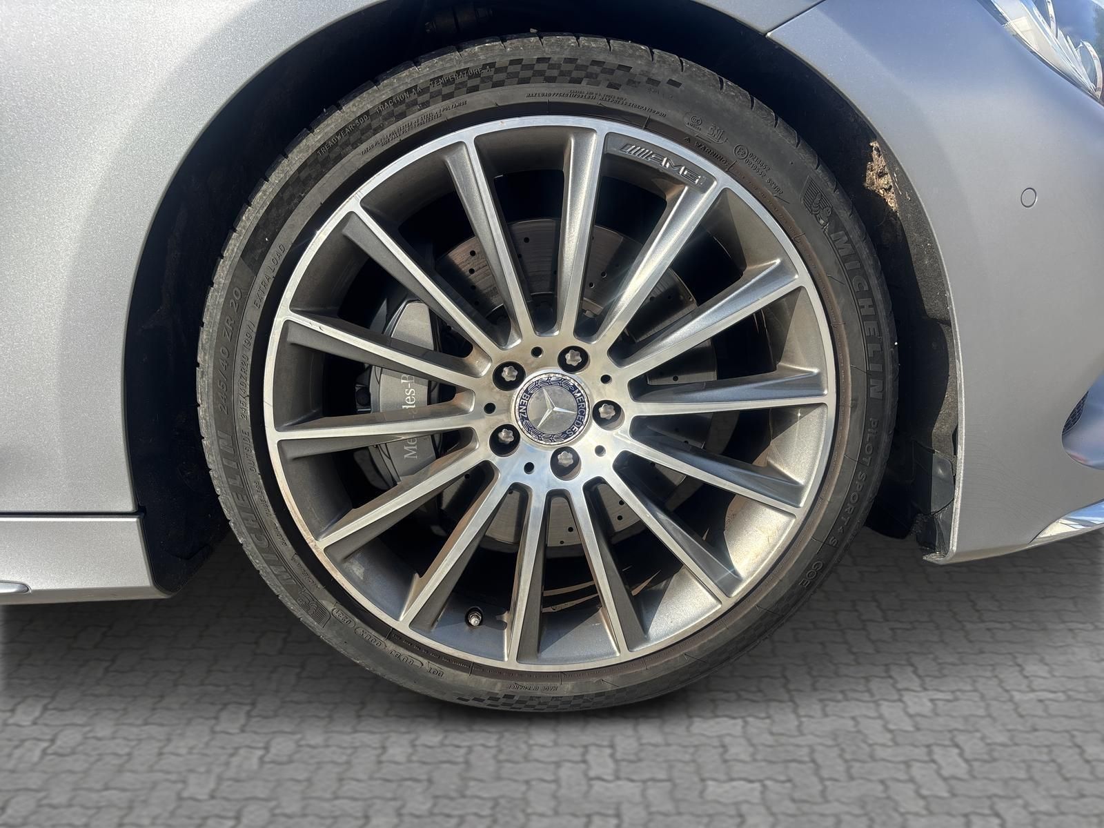 MERCEDES-BENZ S 500