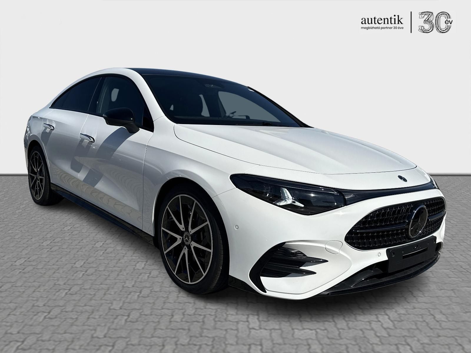 MERCEDES-BENZ CLA 200