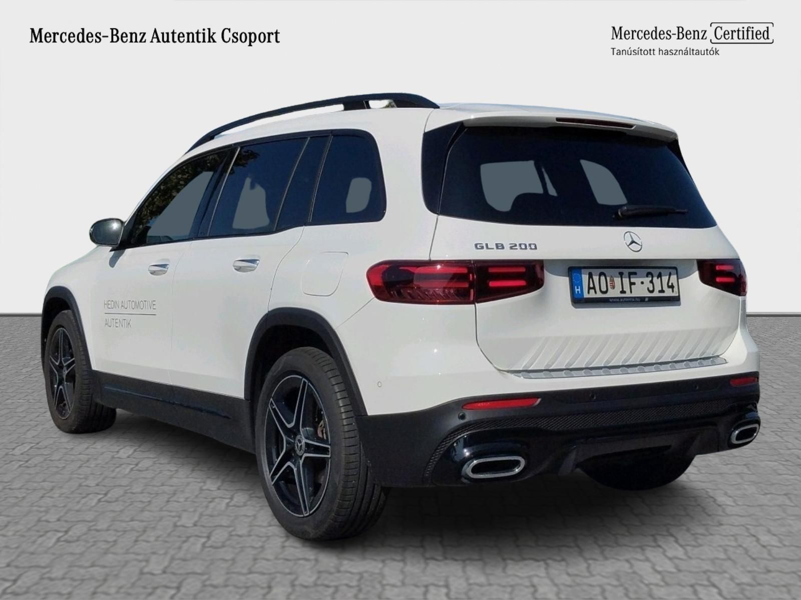 MERCEDES-BENZ GLB 200