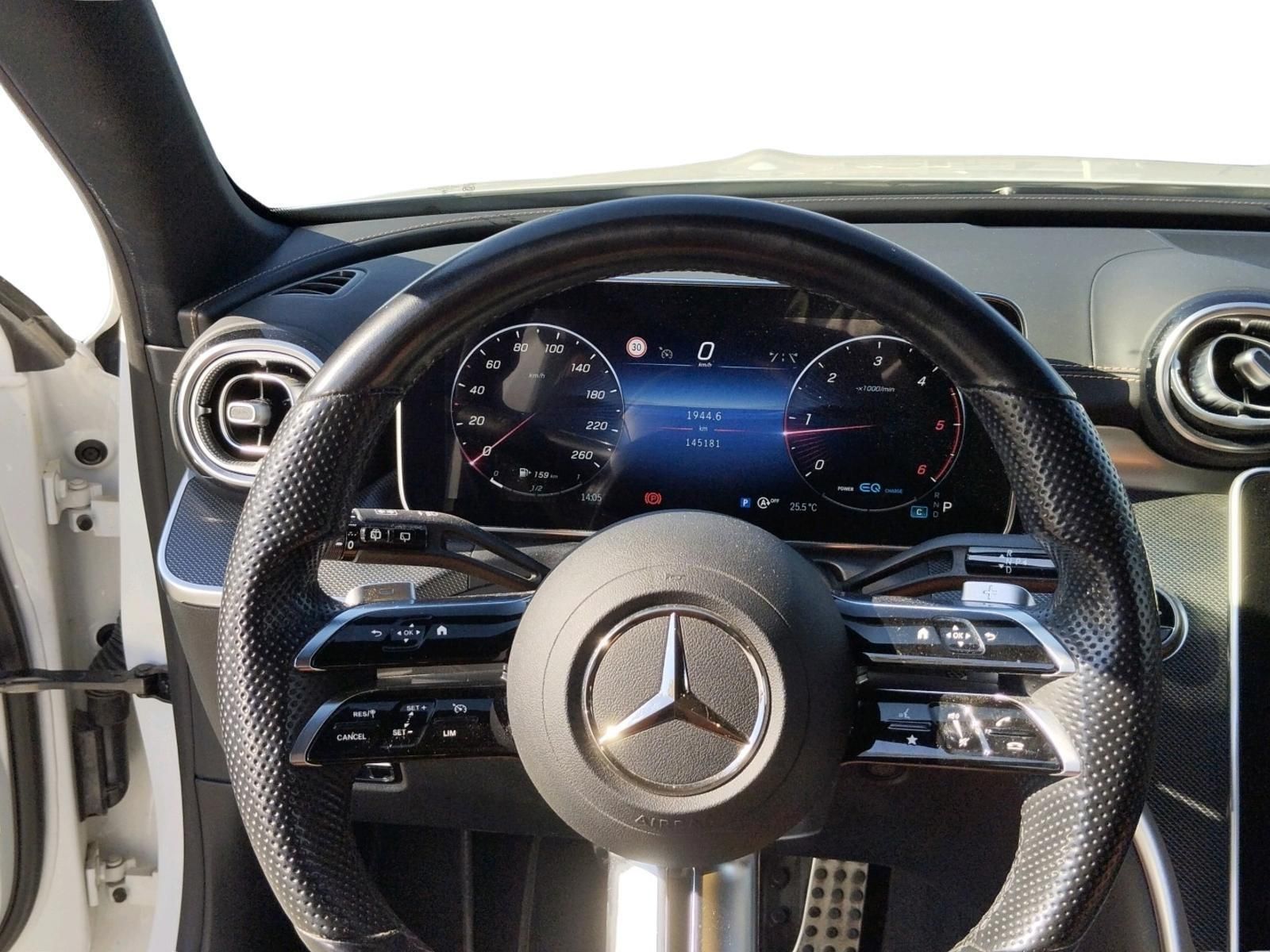 MERCEDES-BENZ C 220