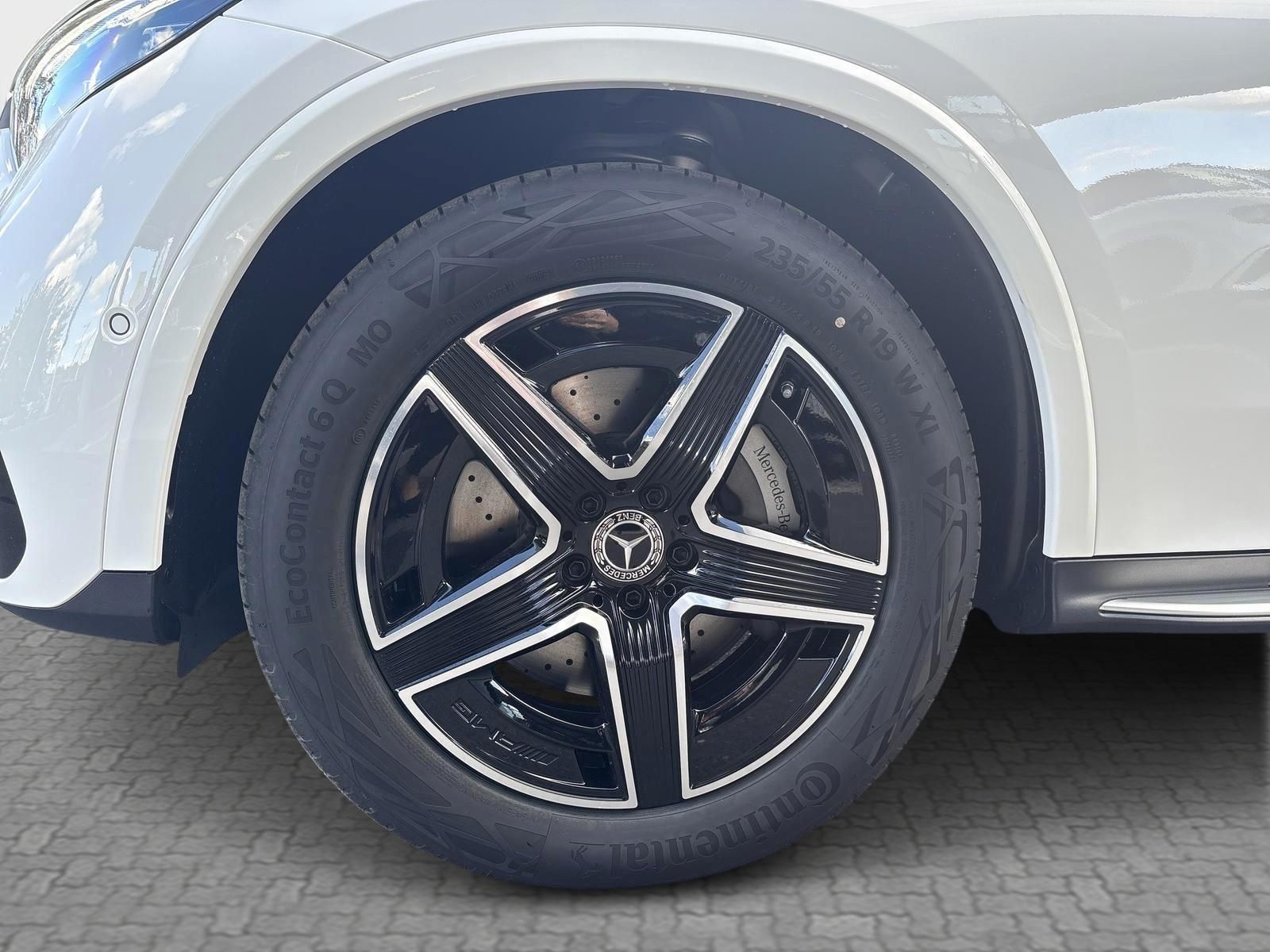 MERCEDES-BENZ GLC 200
