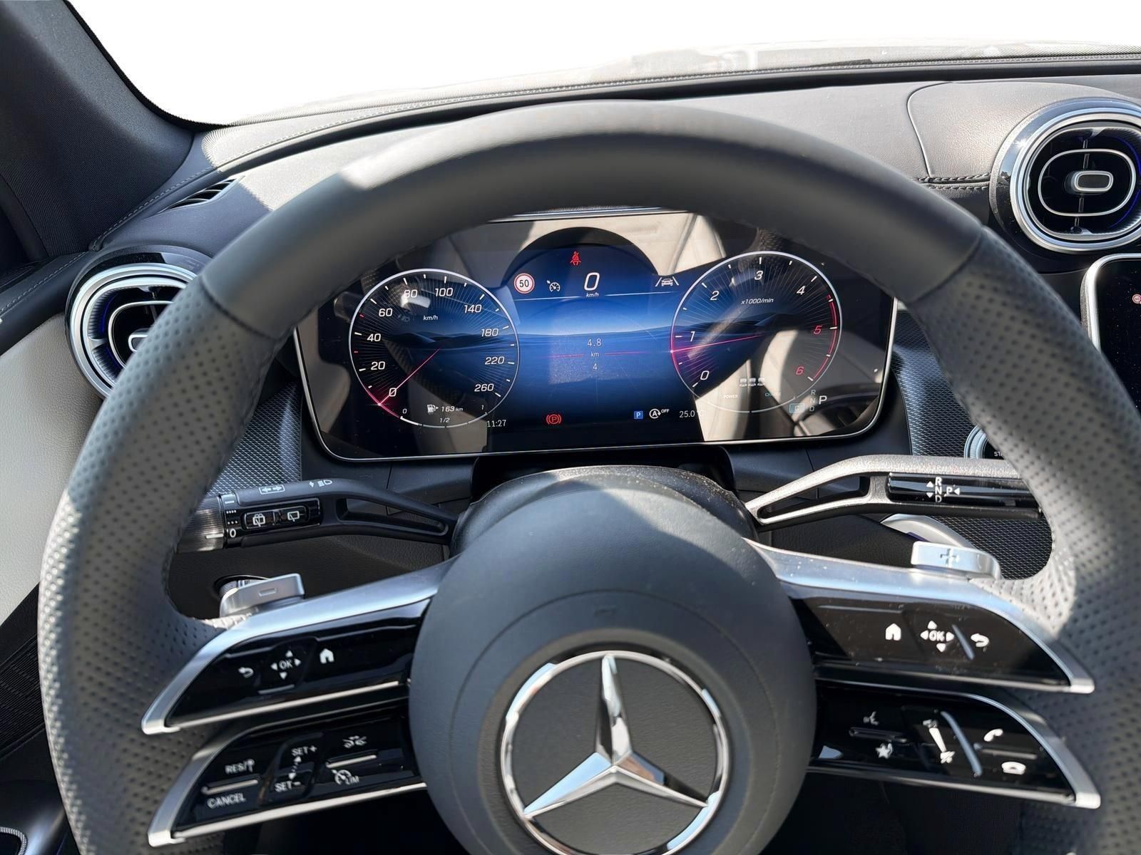 MERCEDES-BENZ GLC 200