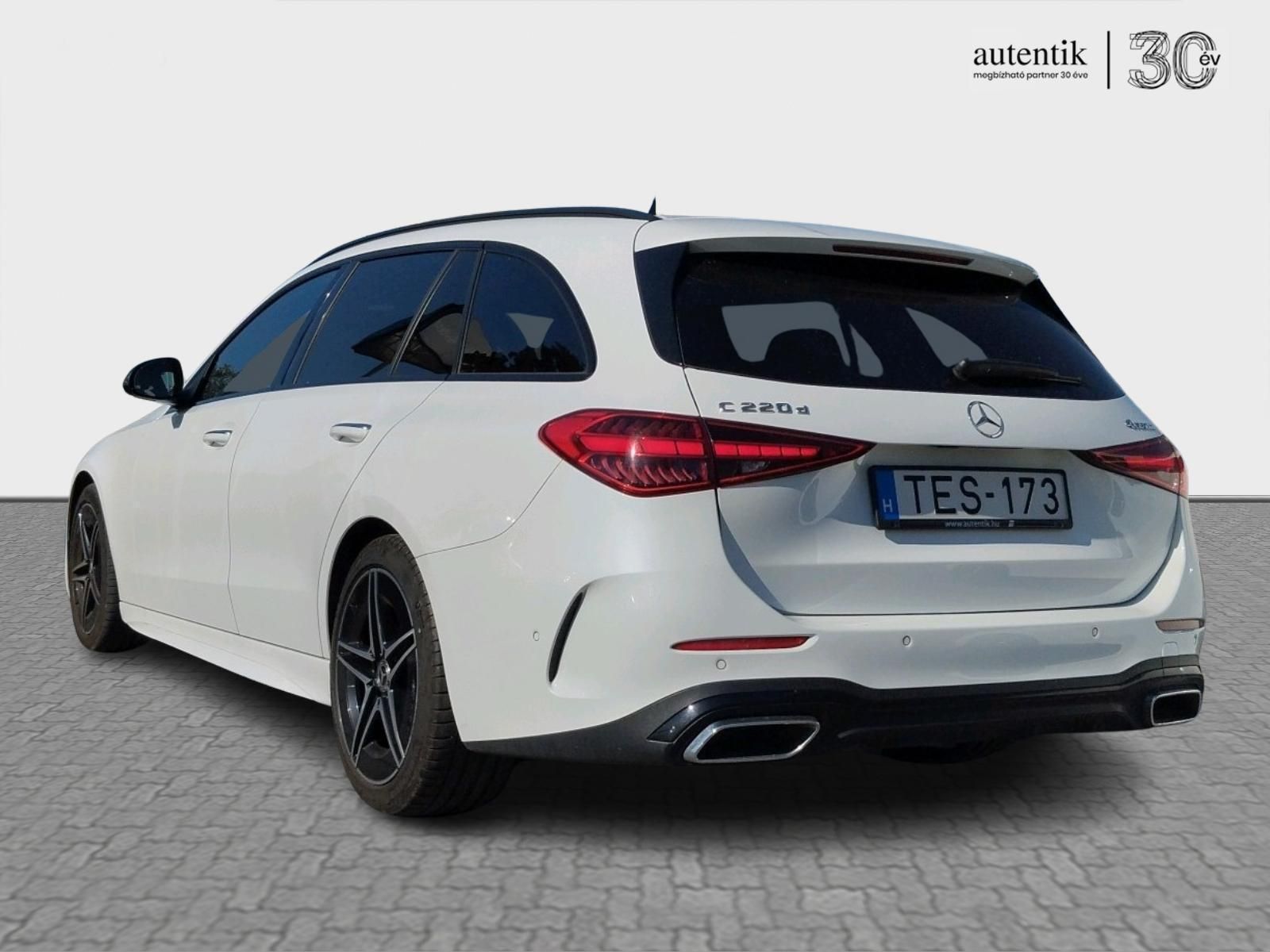 MERCEDES-BENZ C 220