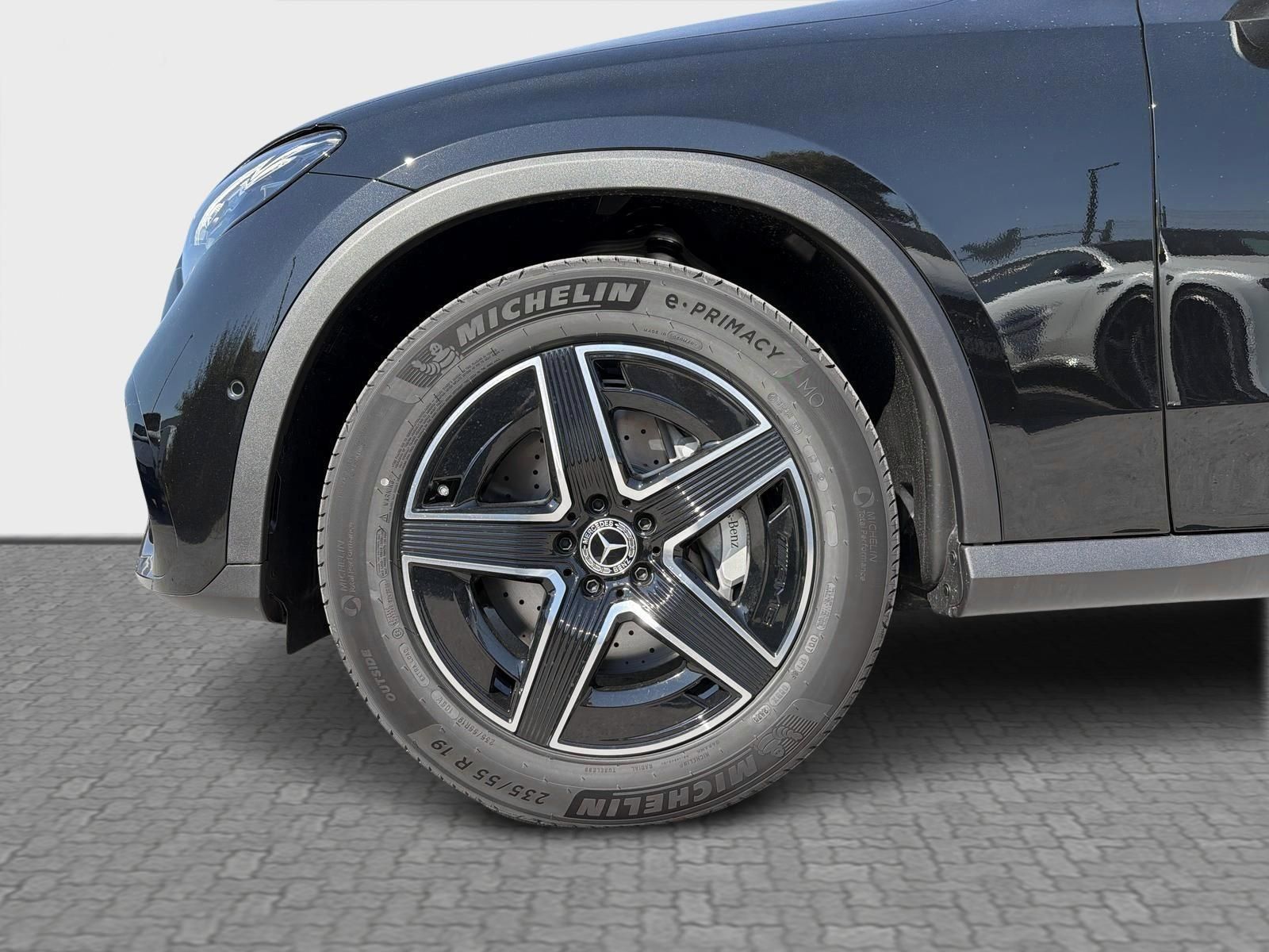 MERCEDES-BENZ GLC 200