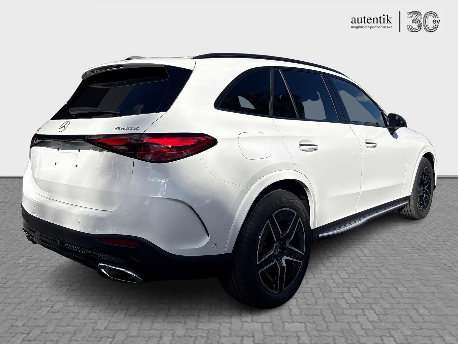 MERCEDES-BENZ GLC 200