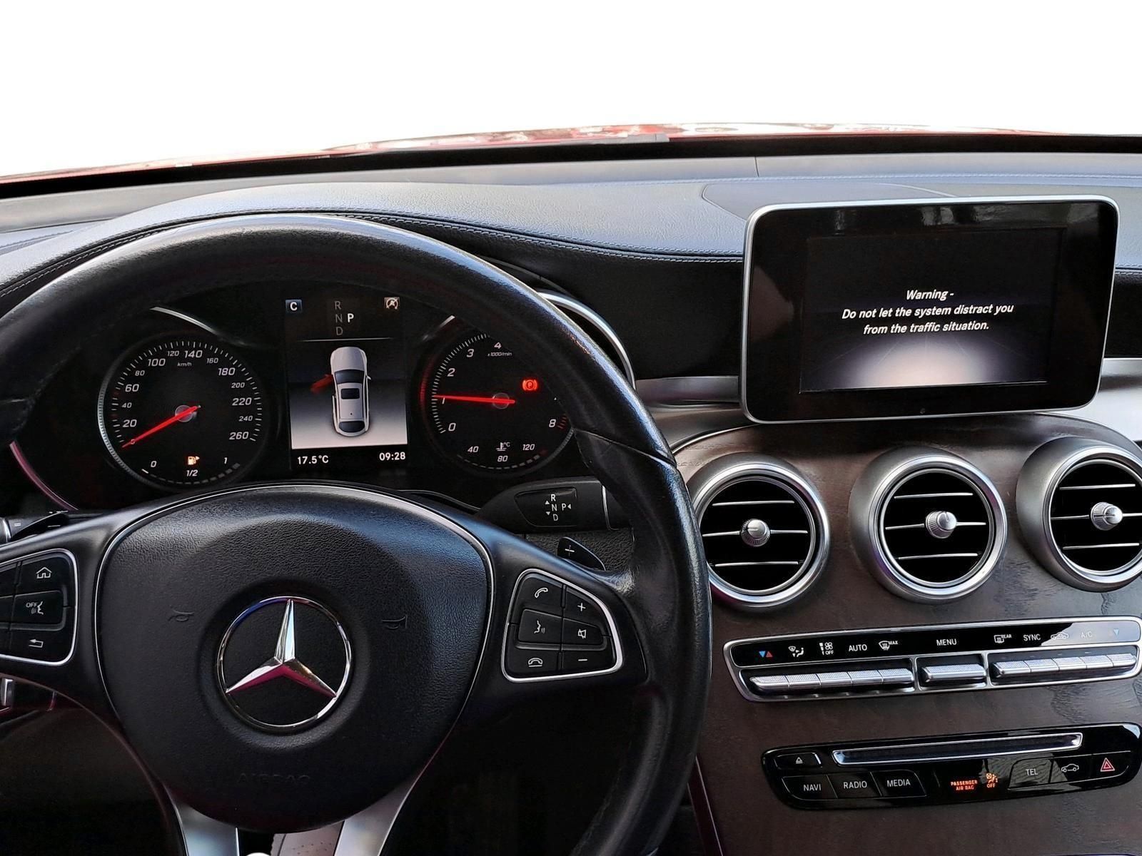 MERCEDES-BENZ GLC 300