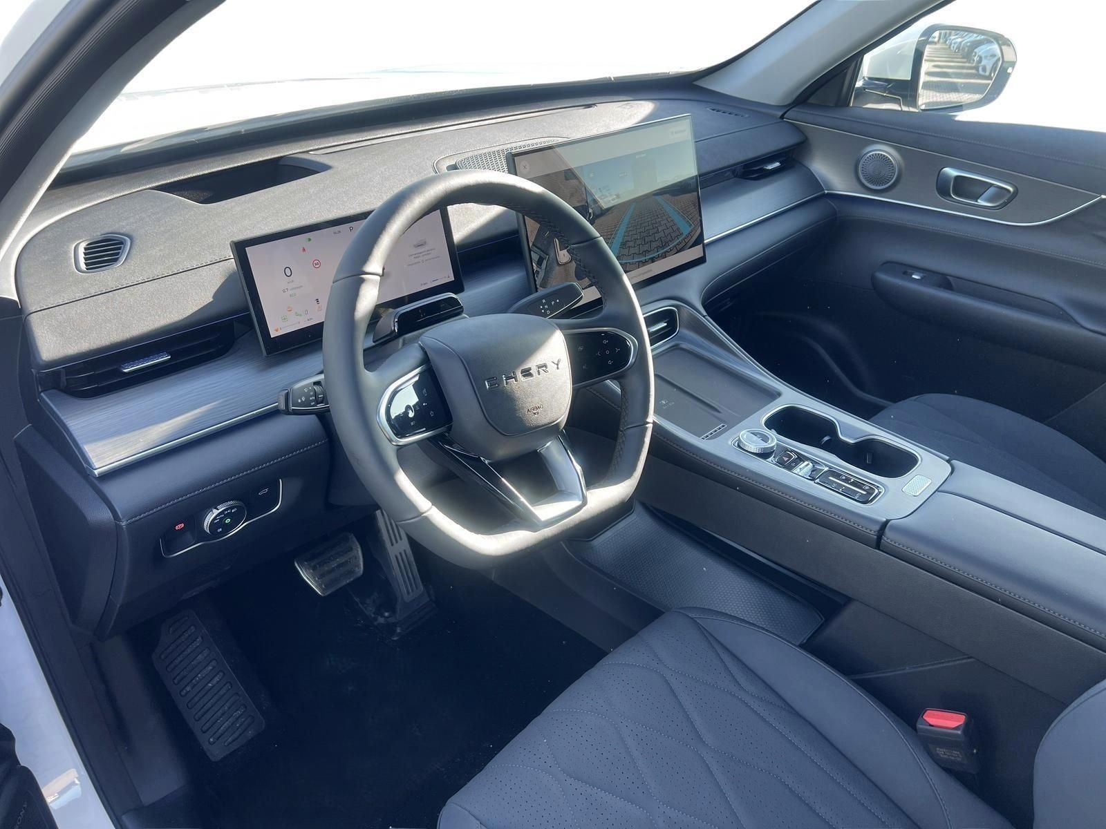 CHERY TIGGO 8